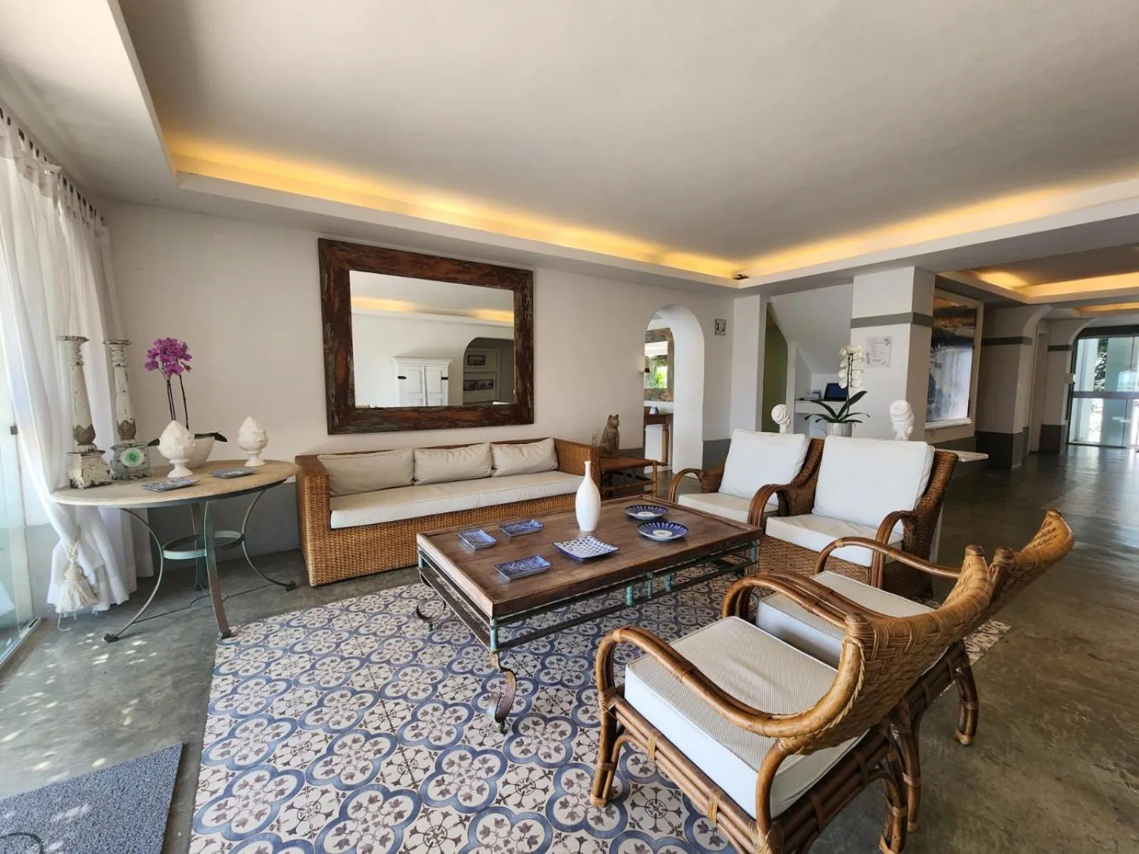 Lobby or reception in Byblos Pousada