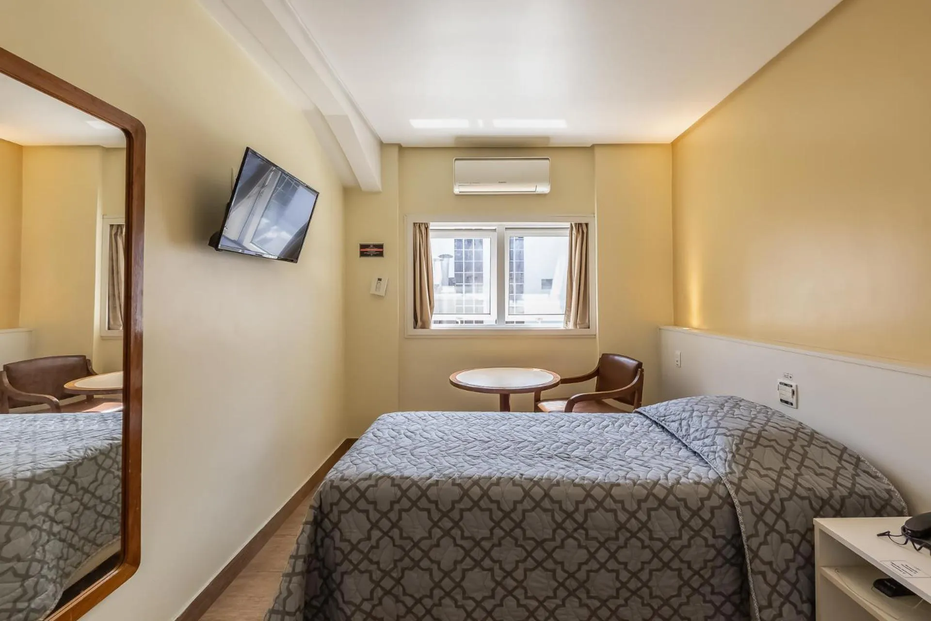 Photo of the whole room, Bed in Hotel Erechim