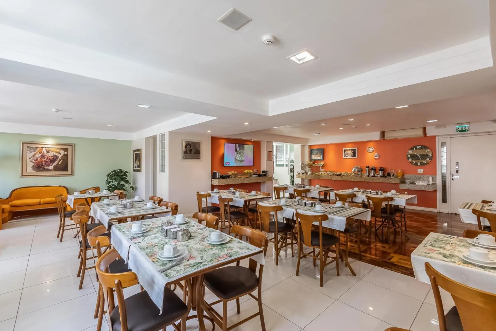 Breakfast in Hotel Erechim