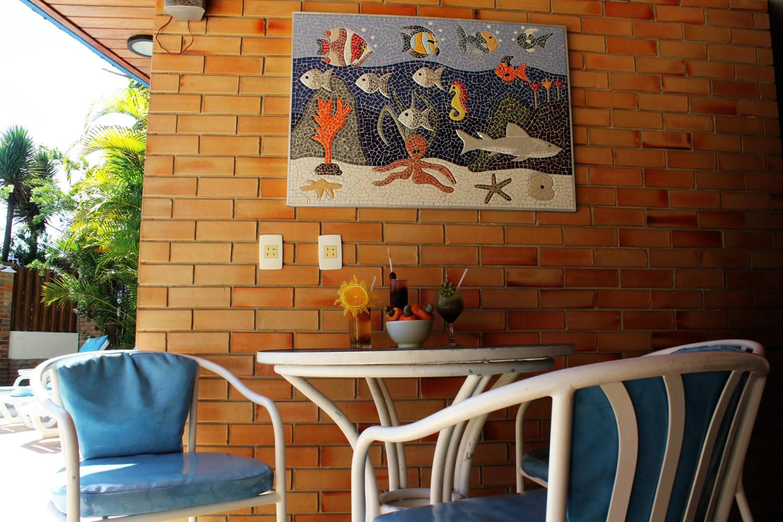 Restaurant/places to eat in Garbos Soleil Hotel