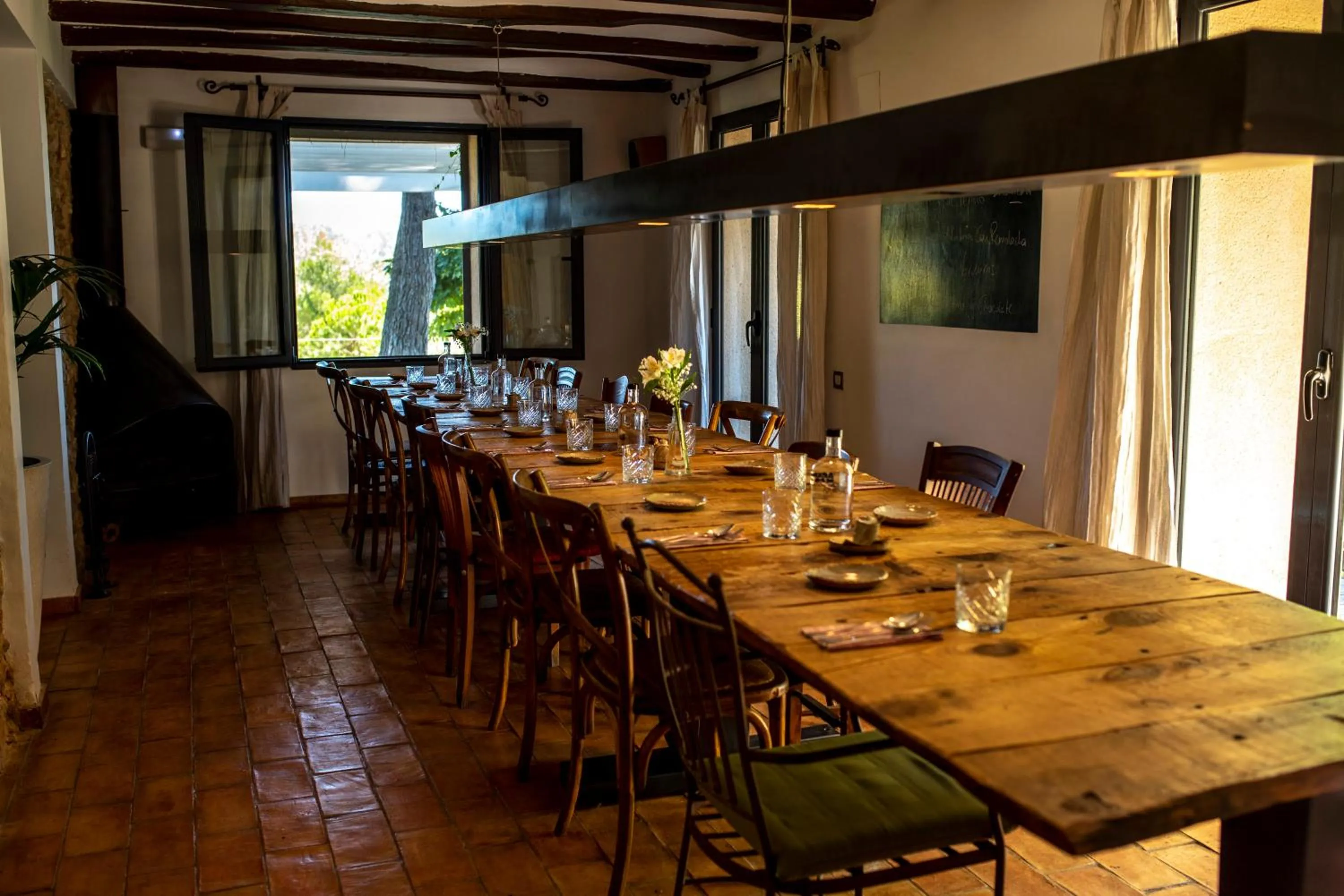 Dining area in MasQi, The Energy House