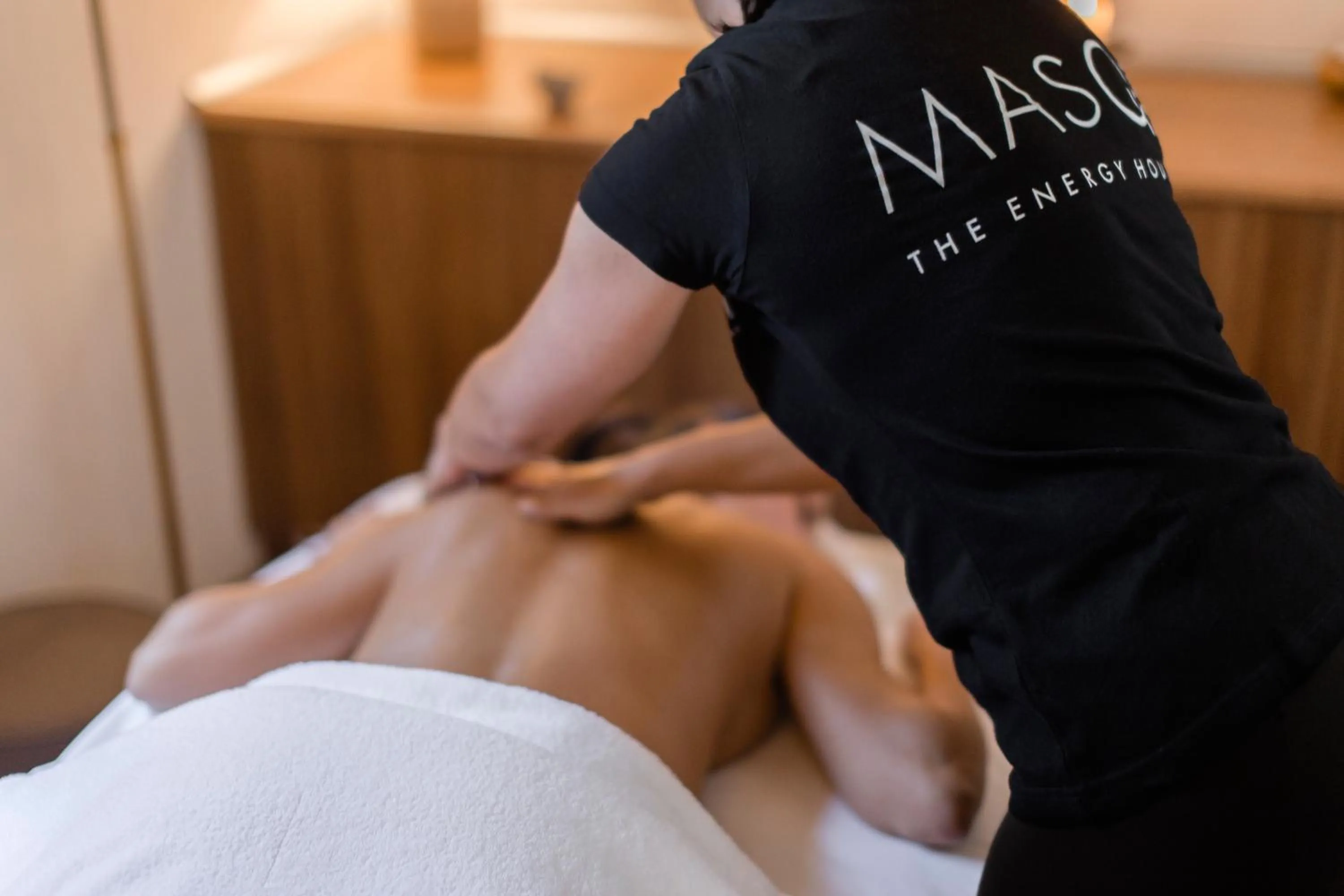 Massage in MasQi, The Energy House