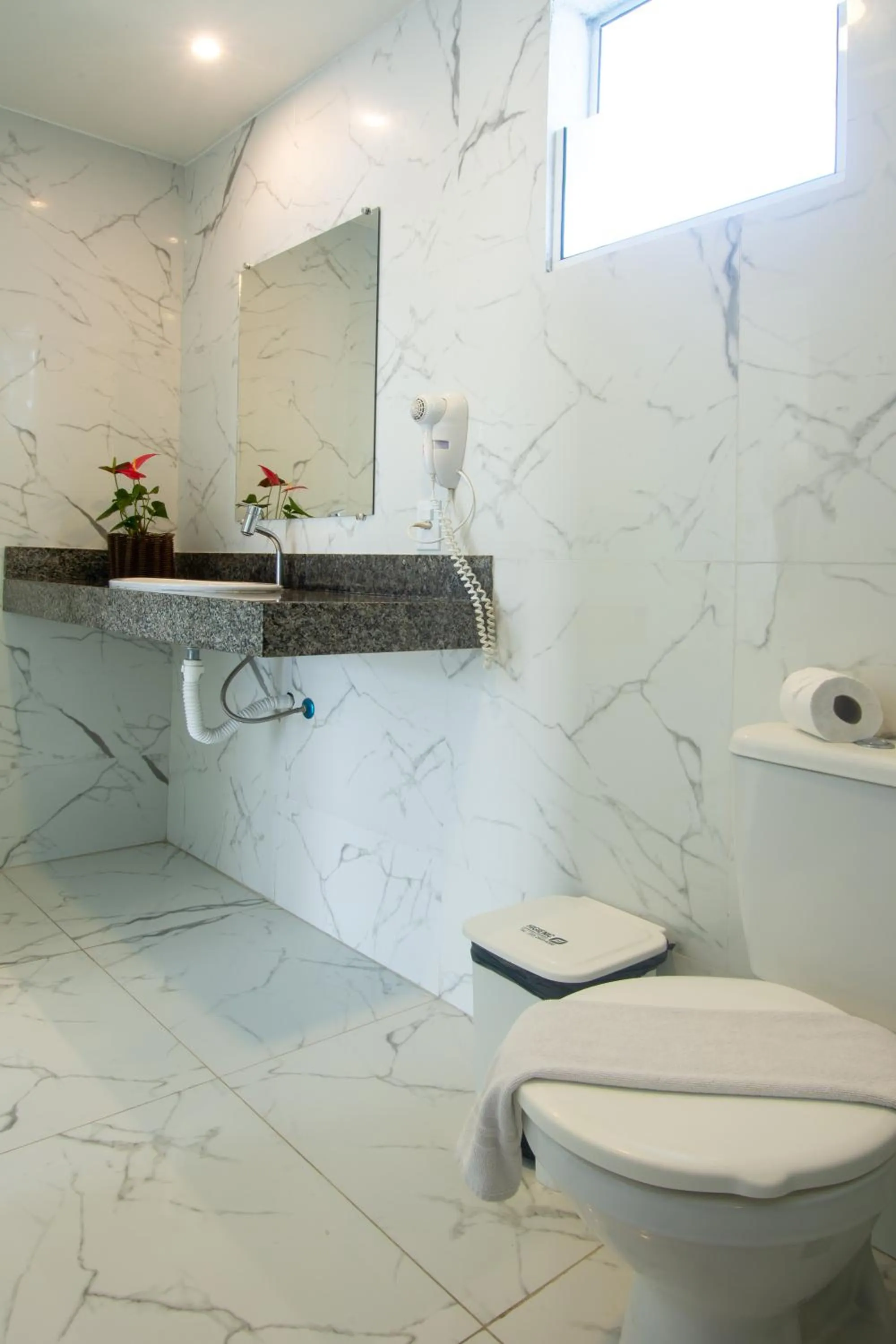 Toilet in Pousada Aroma do Mar by Latitud Hoteles