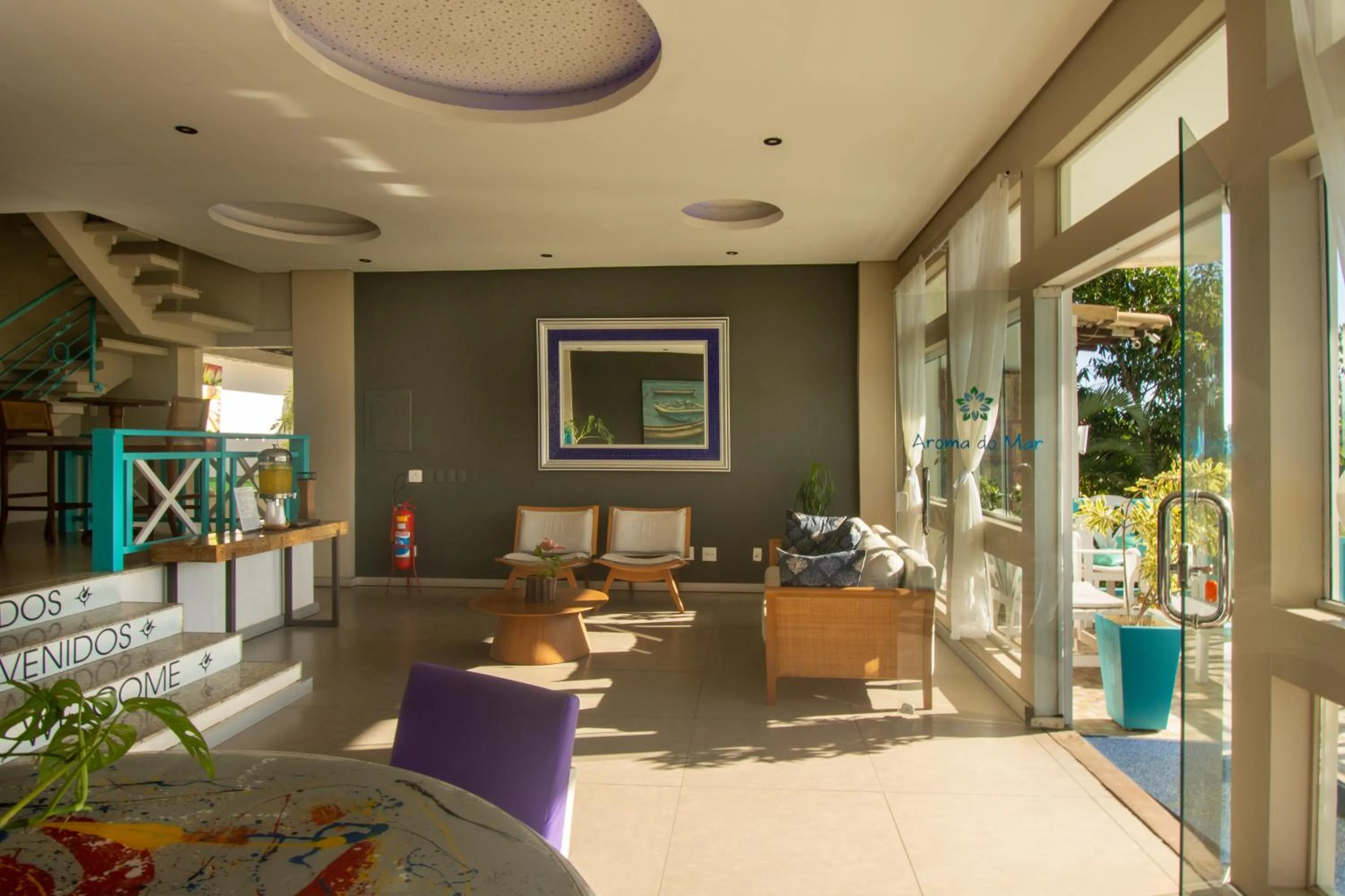 Living room in Pousada Aroma do Mar by Latitud Hoteles