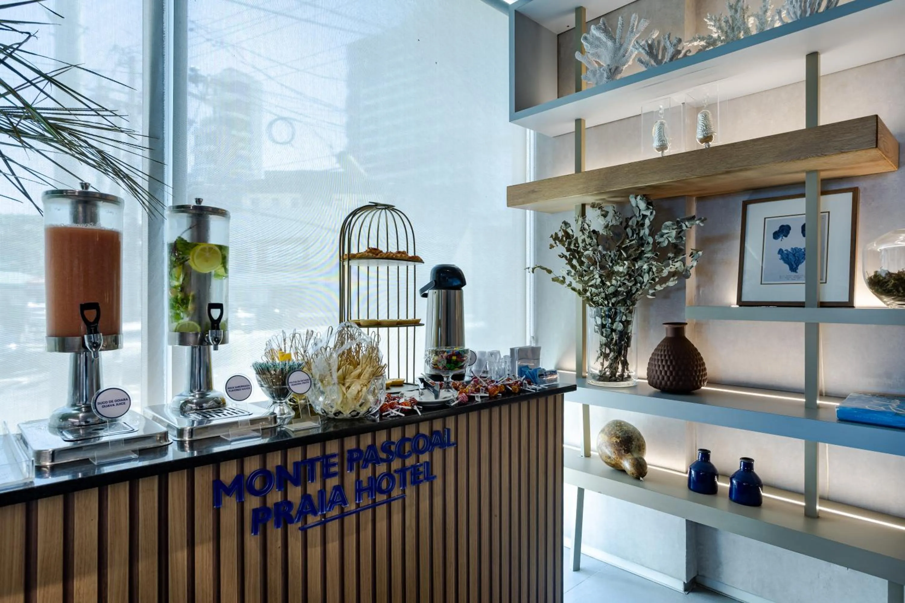 Lobby or reception in Monte Pascoal Praia Hotel Salvador