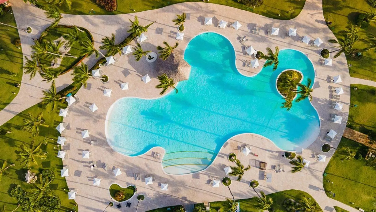 Swimming pool in Punta Cana Princess Adults Only - All Inclusive