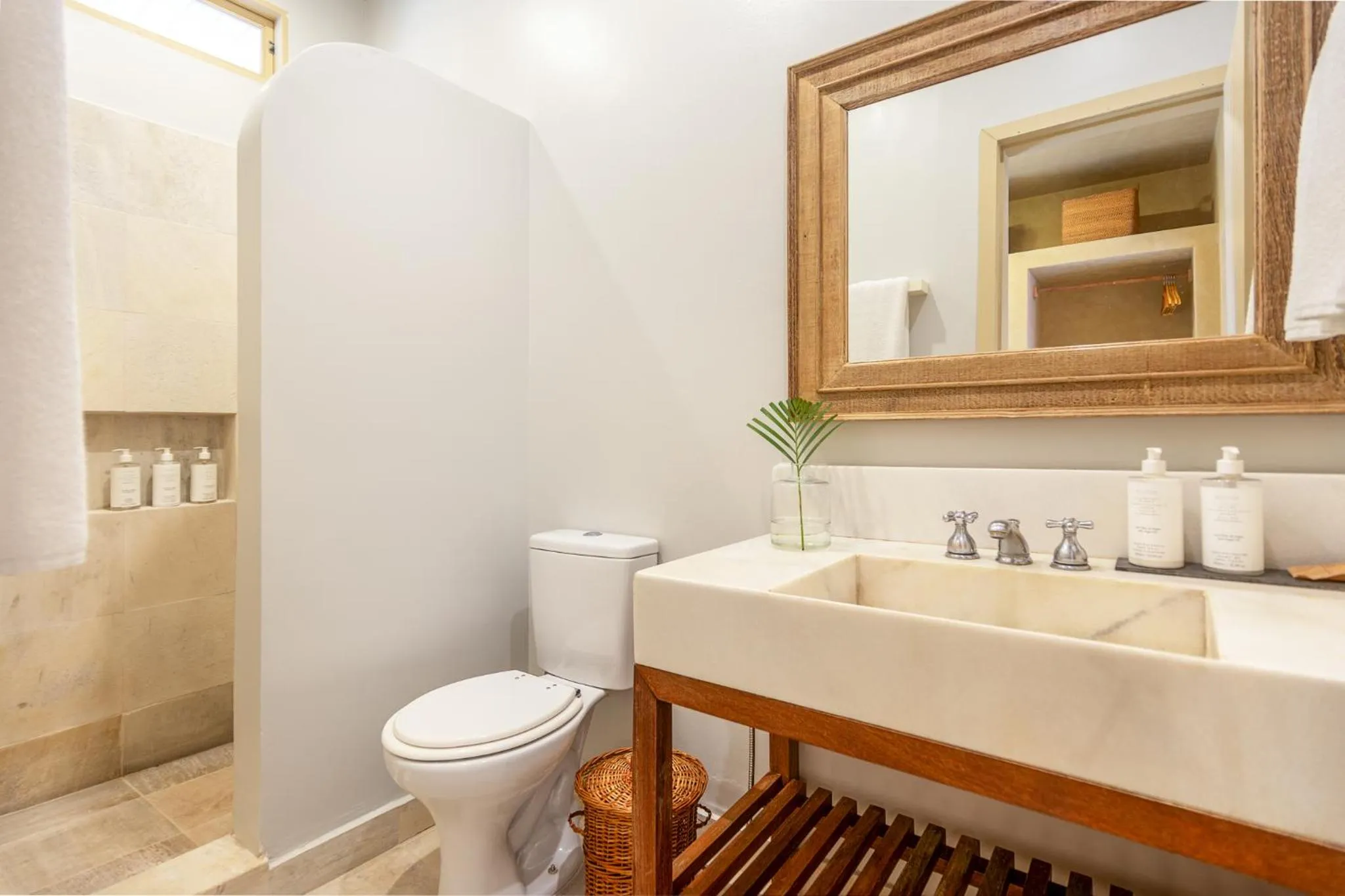 Shower in Villa Rasa