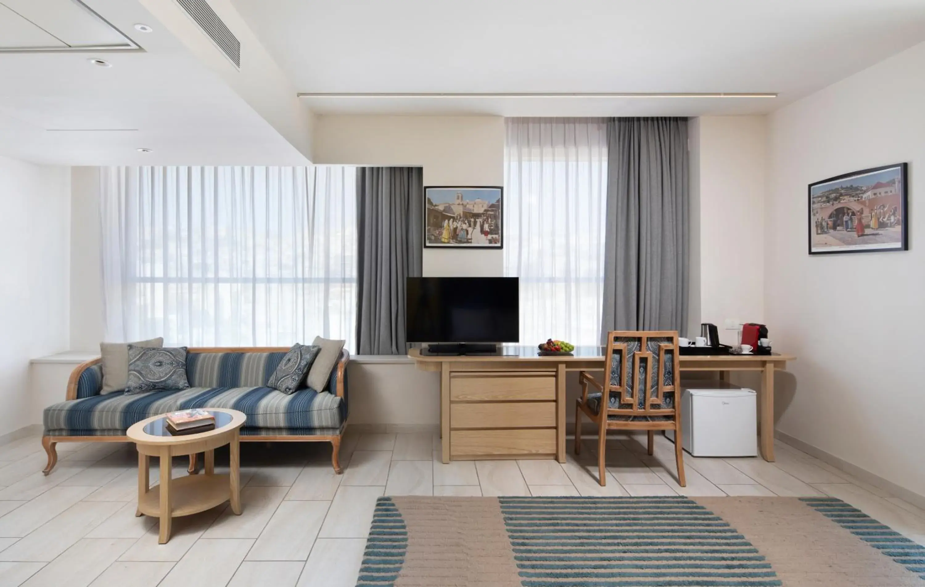 Suite - single occupancy in Legacy Hotel ַ& Convention Center Nazareth Suite - single occupancy in Legacy Hotel ַ& Convention Center Nazareth