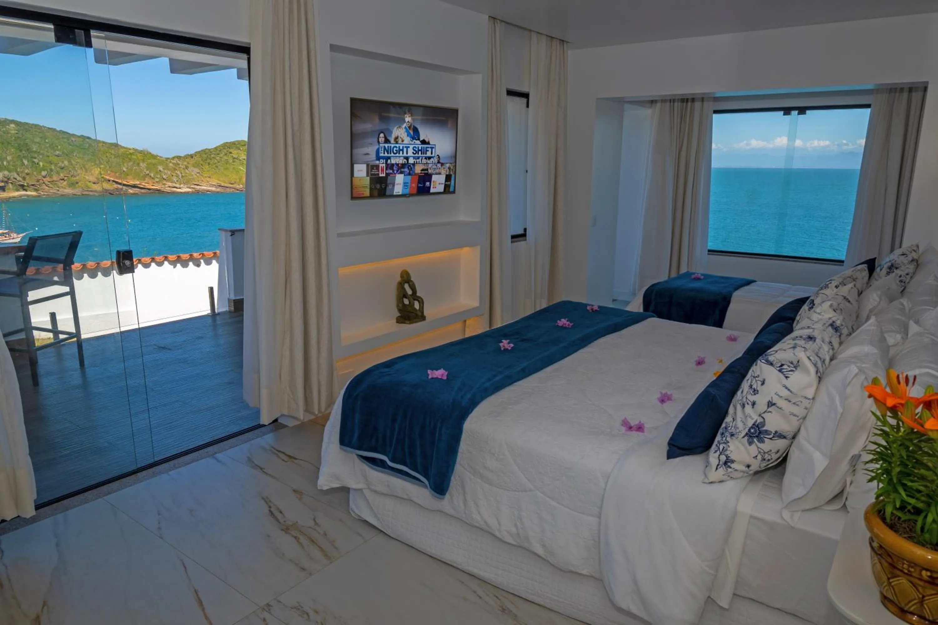 TV and multimedia, Bed in Colonna Park Hotel