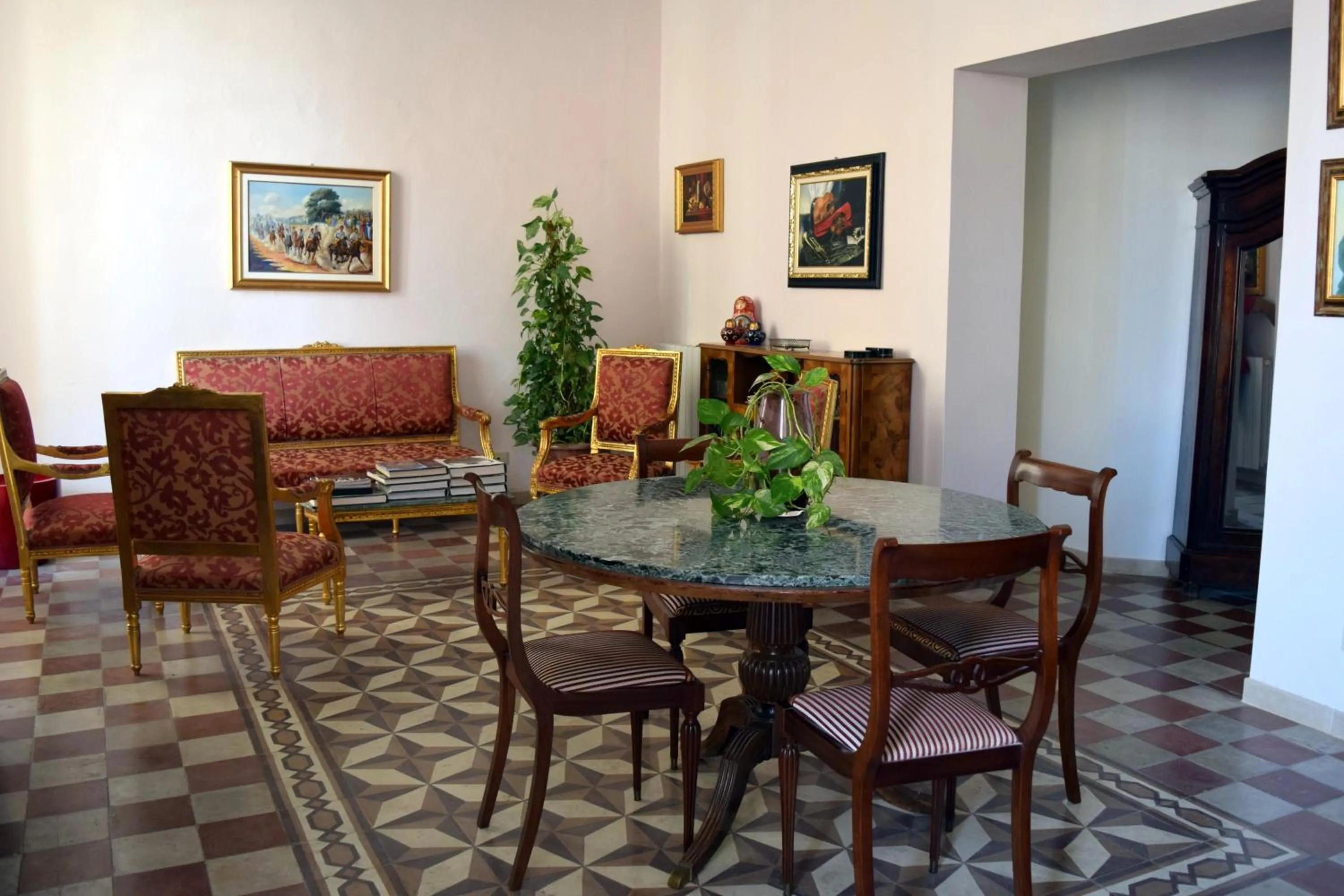 Communal lounge/ TV room in Eleonora Room & Breakfast