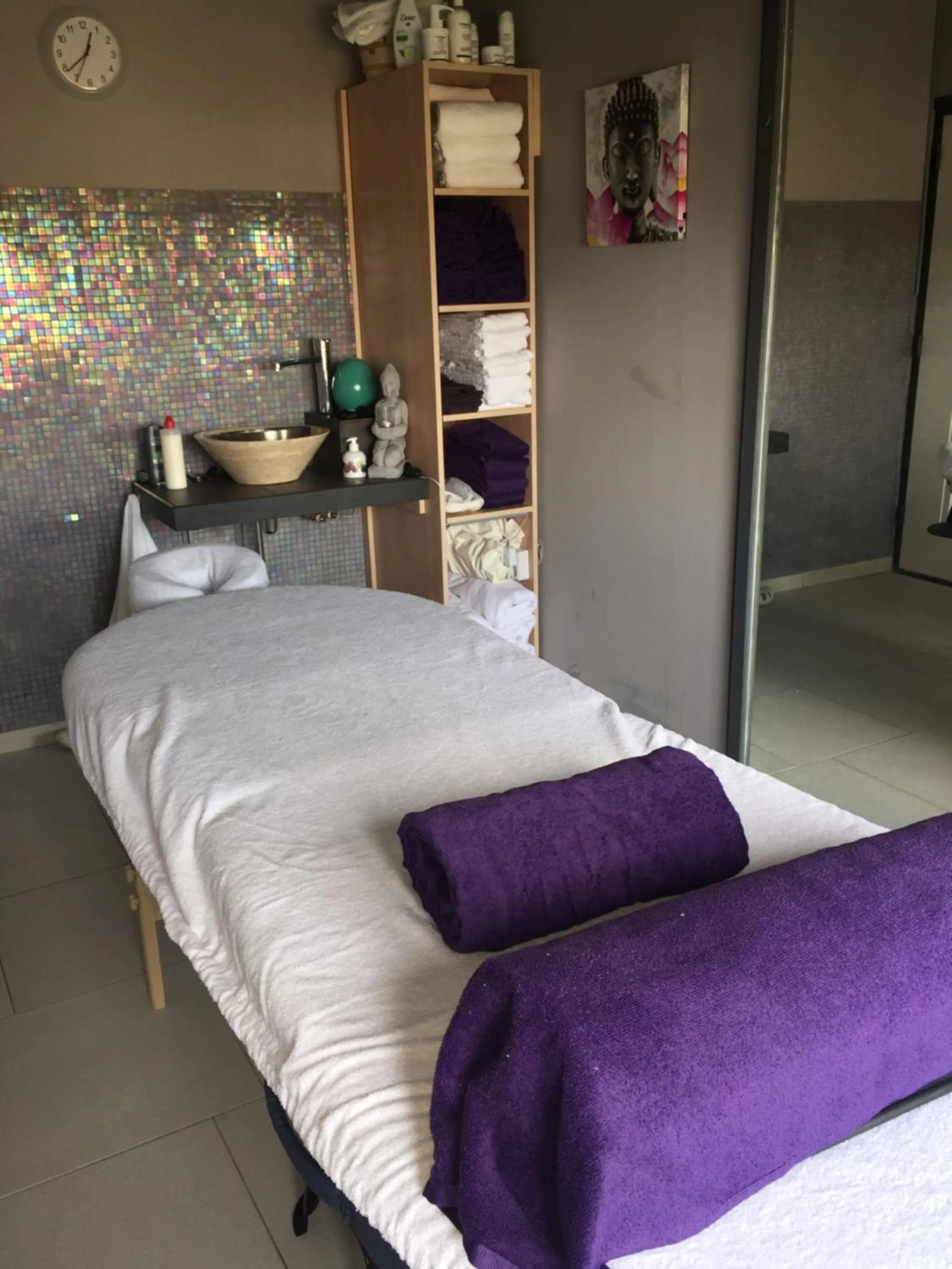 Area and facilities in Dunez men only resort