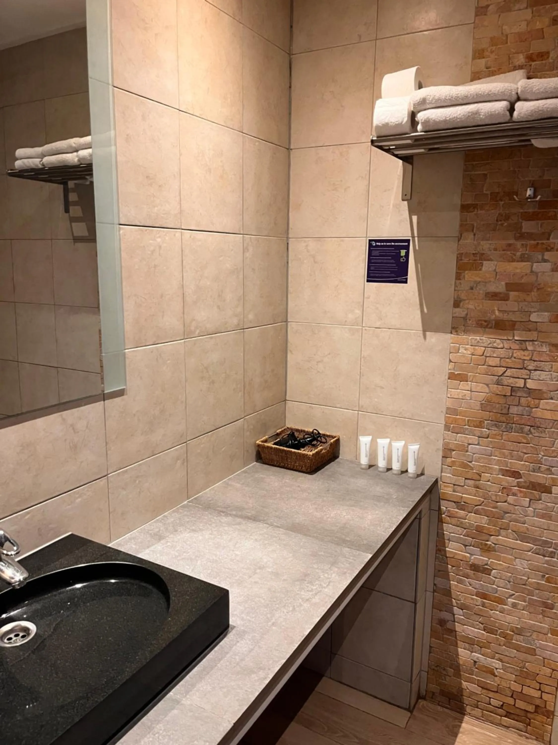 Bathroom in Dunez men only resort