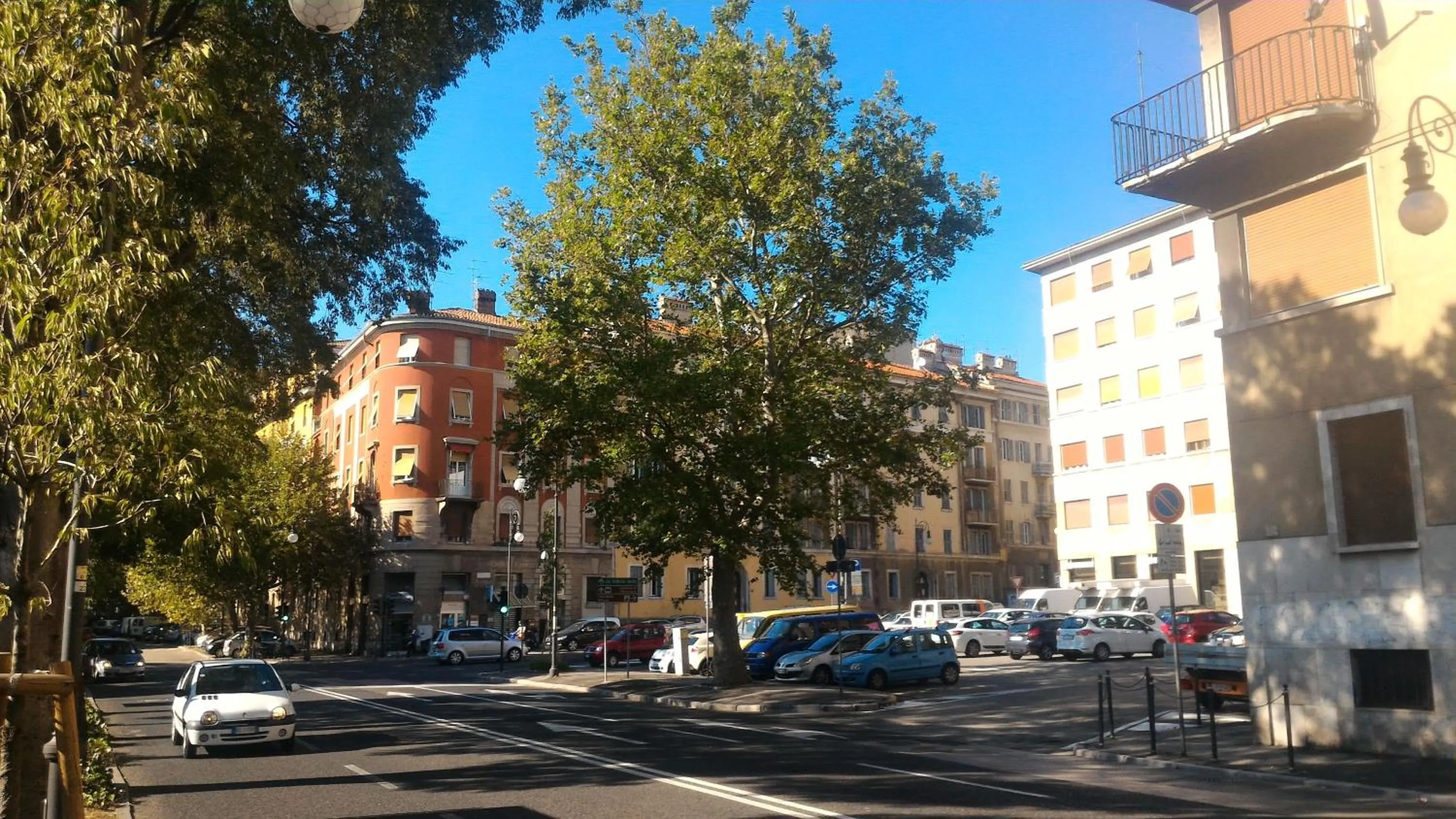 Neighbourhood in Golden Rooms Bed & Breakfast