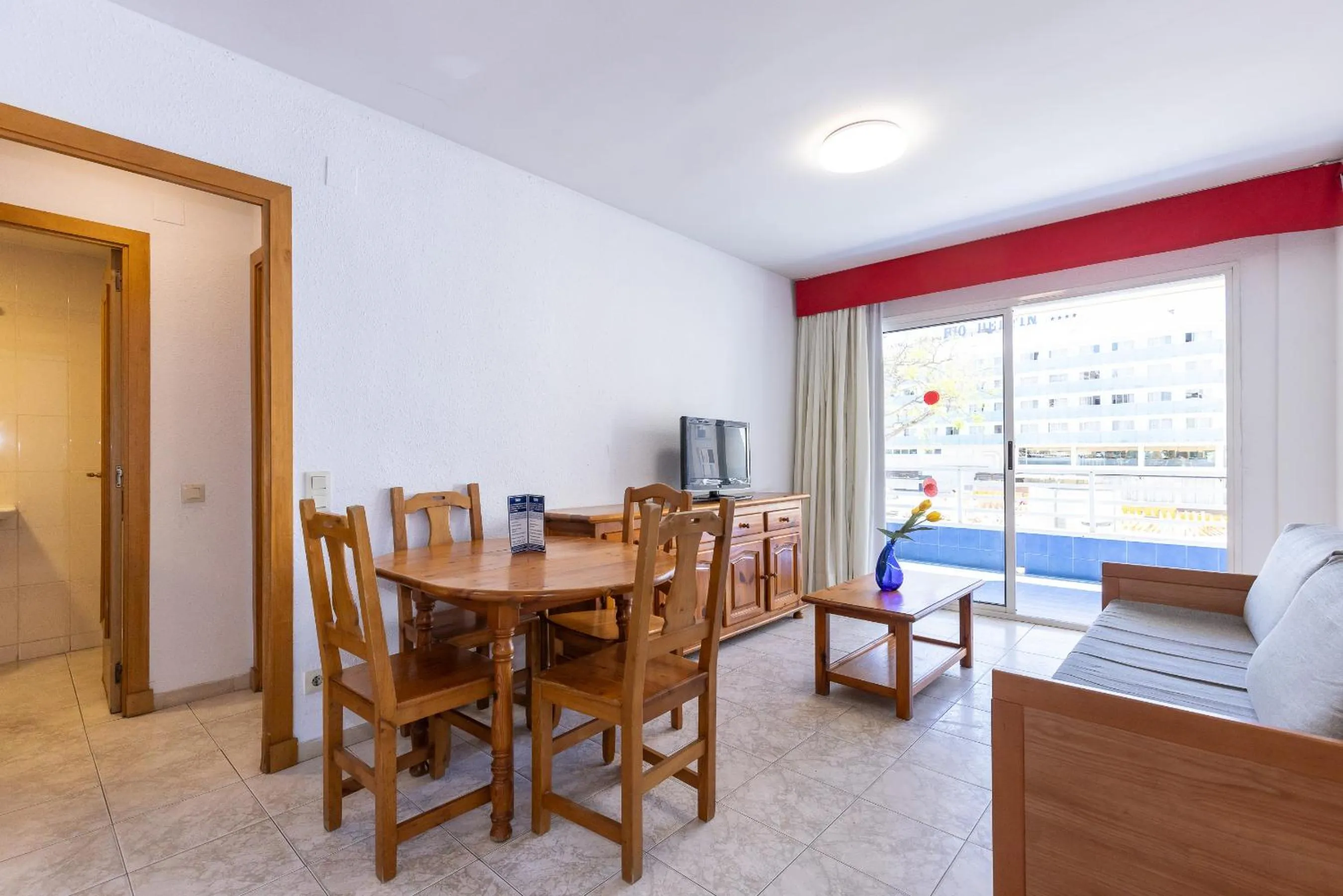 TV and multimedia in Zahara Rentalmar