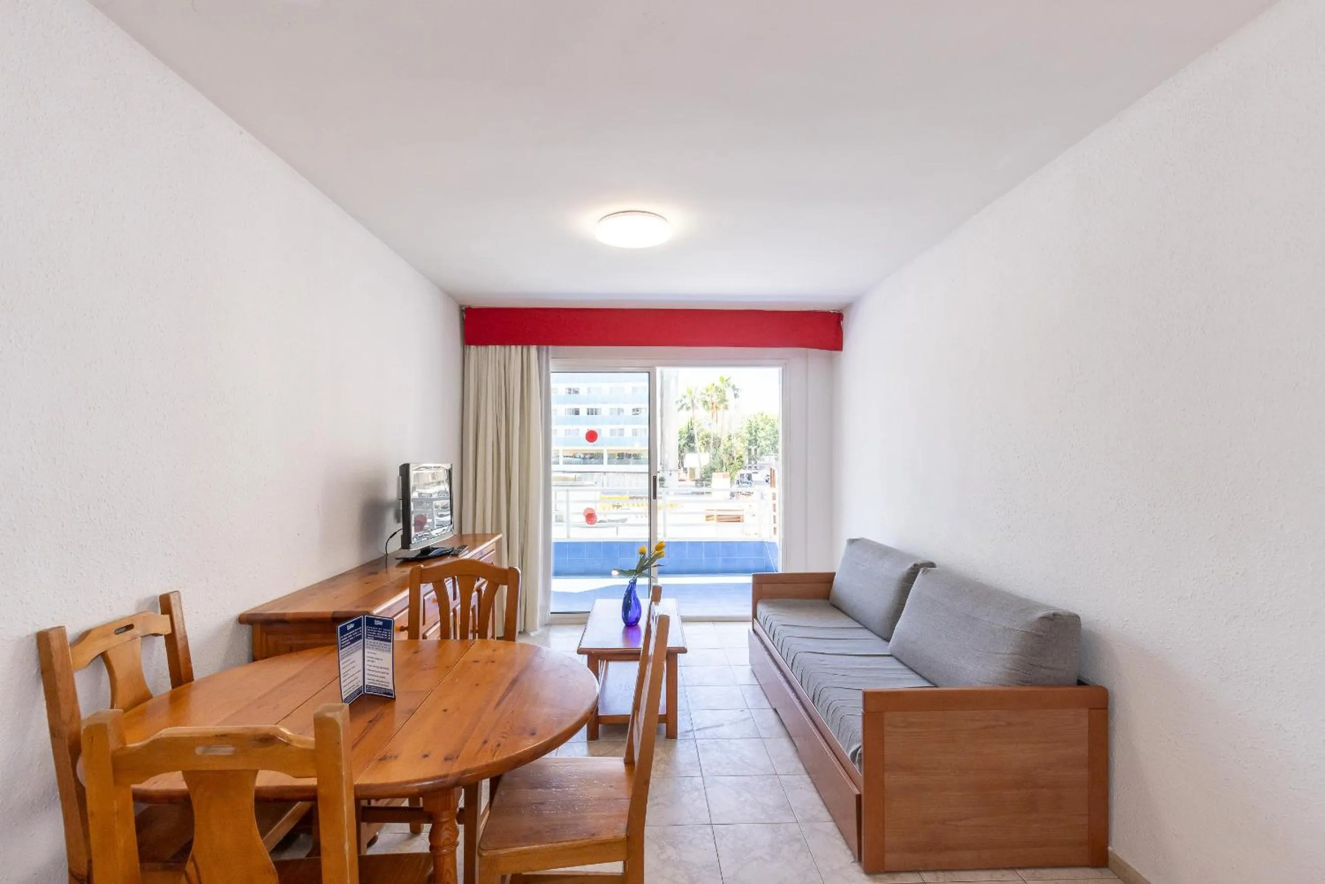 TV and multimedia in Zahara Rentalmar