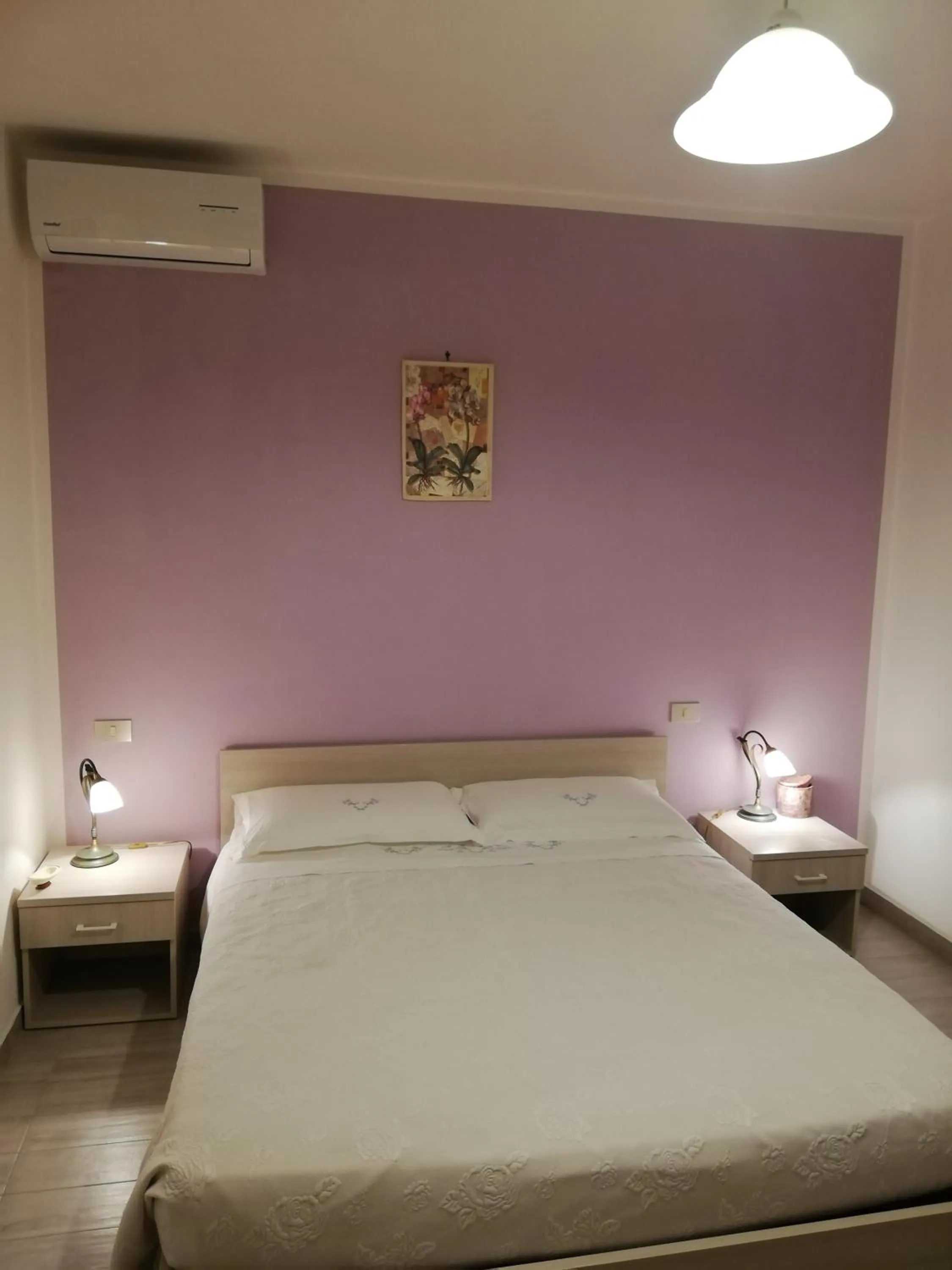 Garden view, Bed in B&B RIPALTA