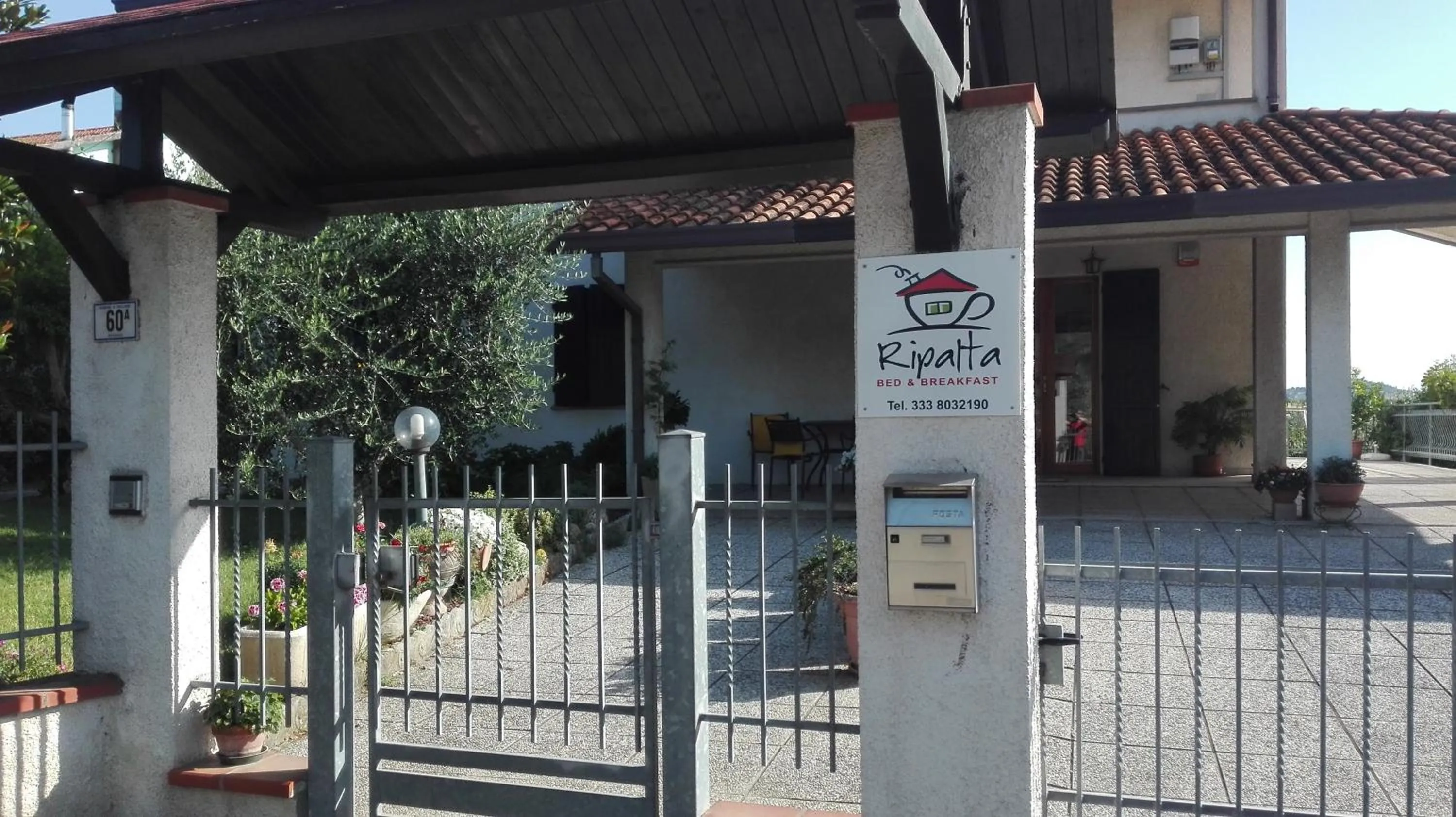 Facade/entrance in B&B RIPALTA