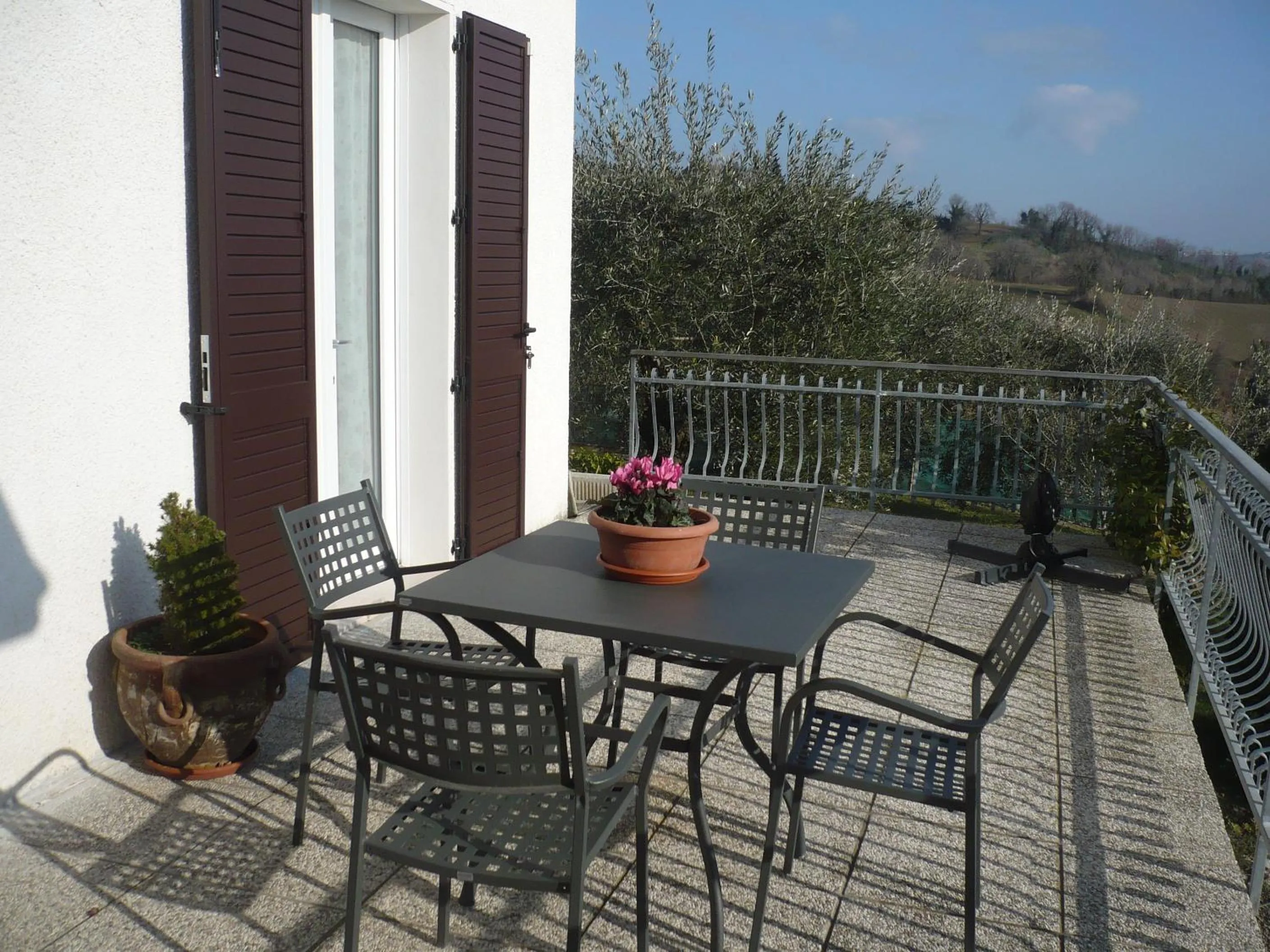 Sea view in B&B RIPALTA