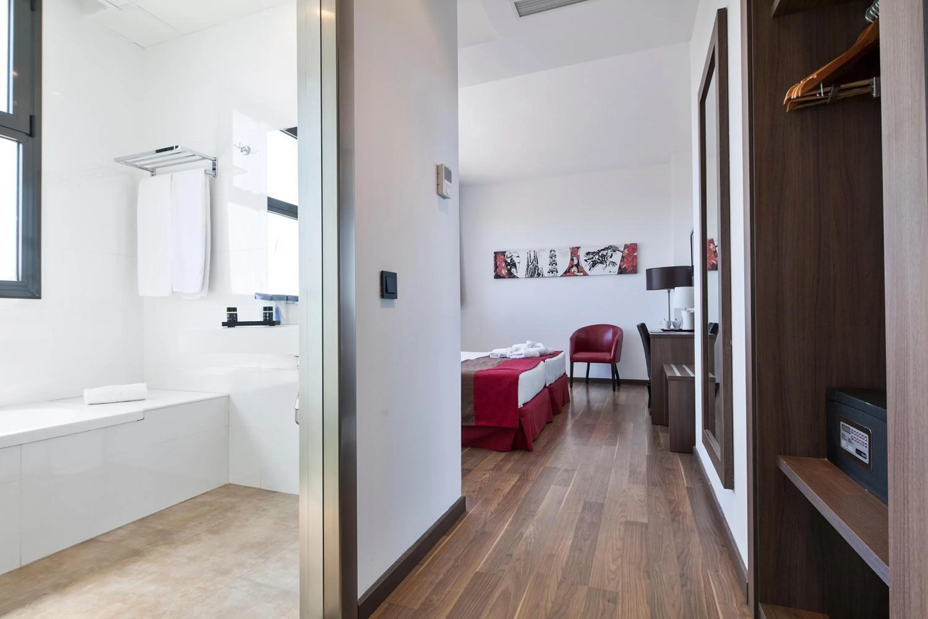 Bathroom, Bed in Hotel Best 4 Barcelona