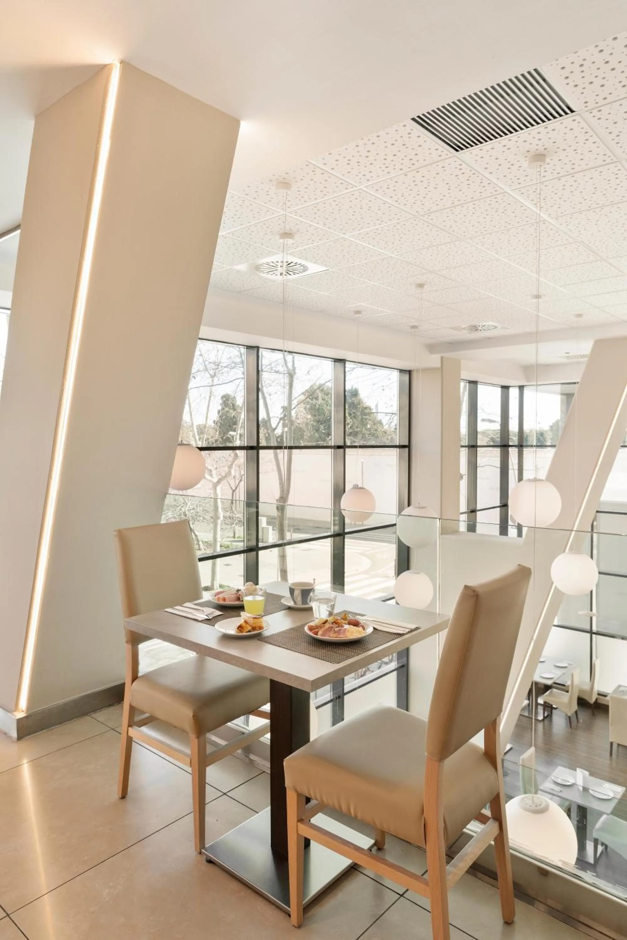 Restaurant/places to eat in Hotel Best 4 Barcelona