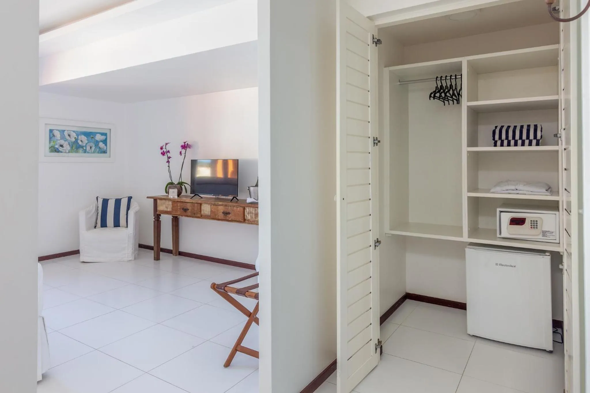 safe in Le Relais La Borie