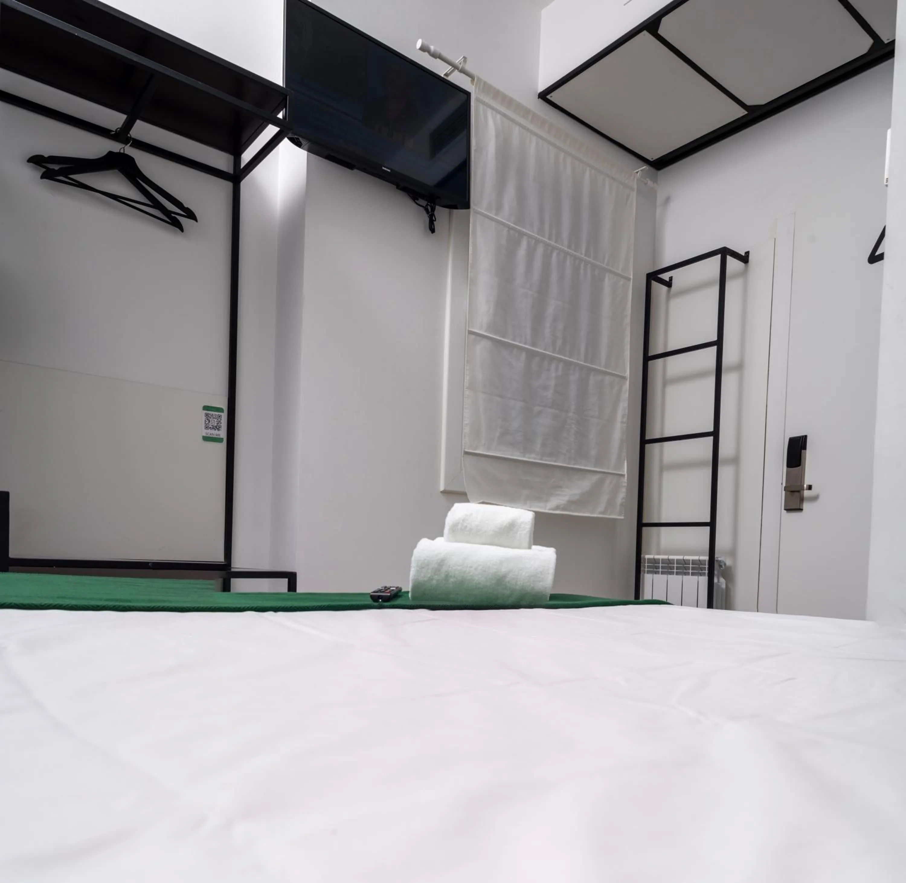 TV and multimedia, Bed in Bailén Green House