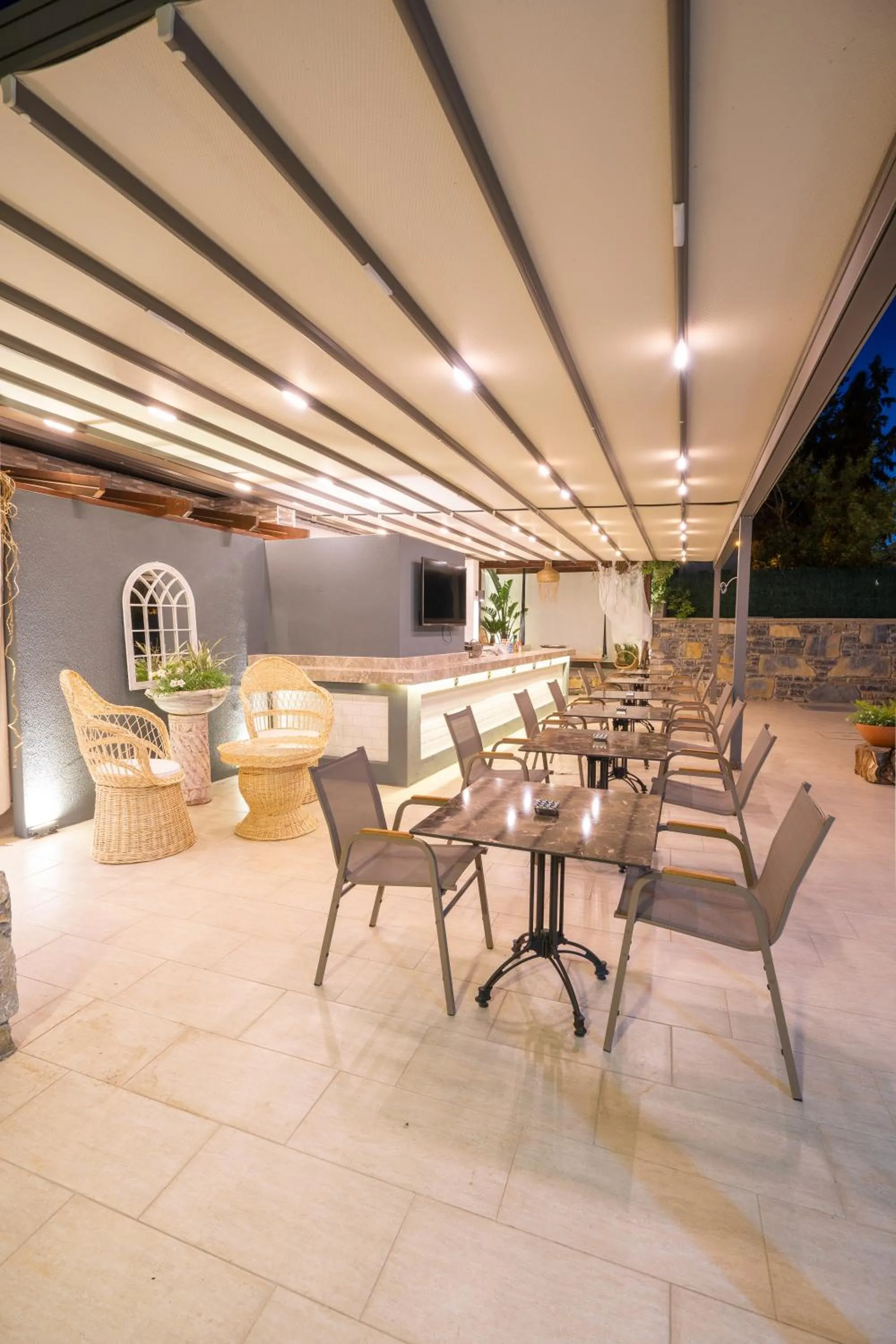 Lounge or bar in Maye Residence