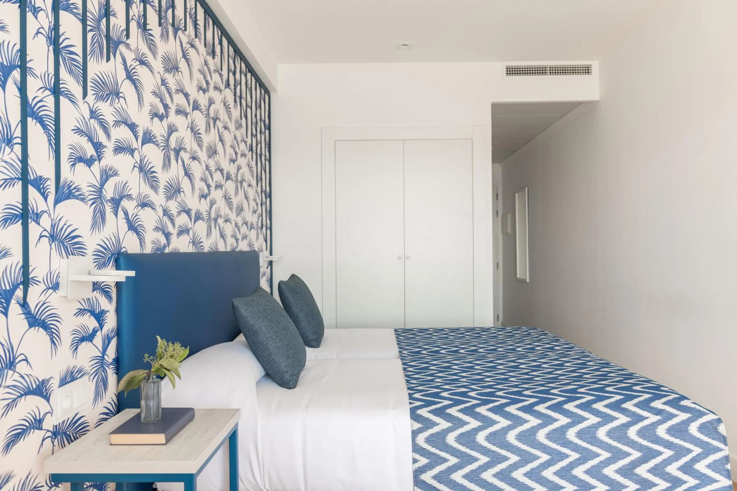 Bed in Hotel Rosamar