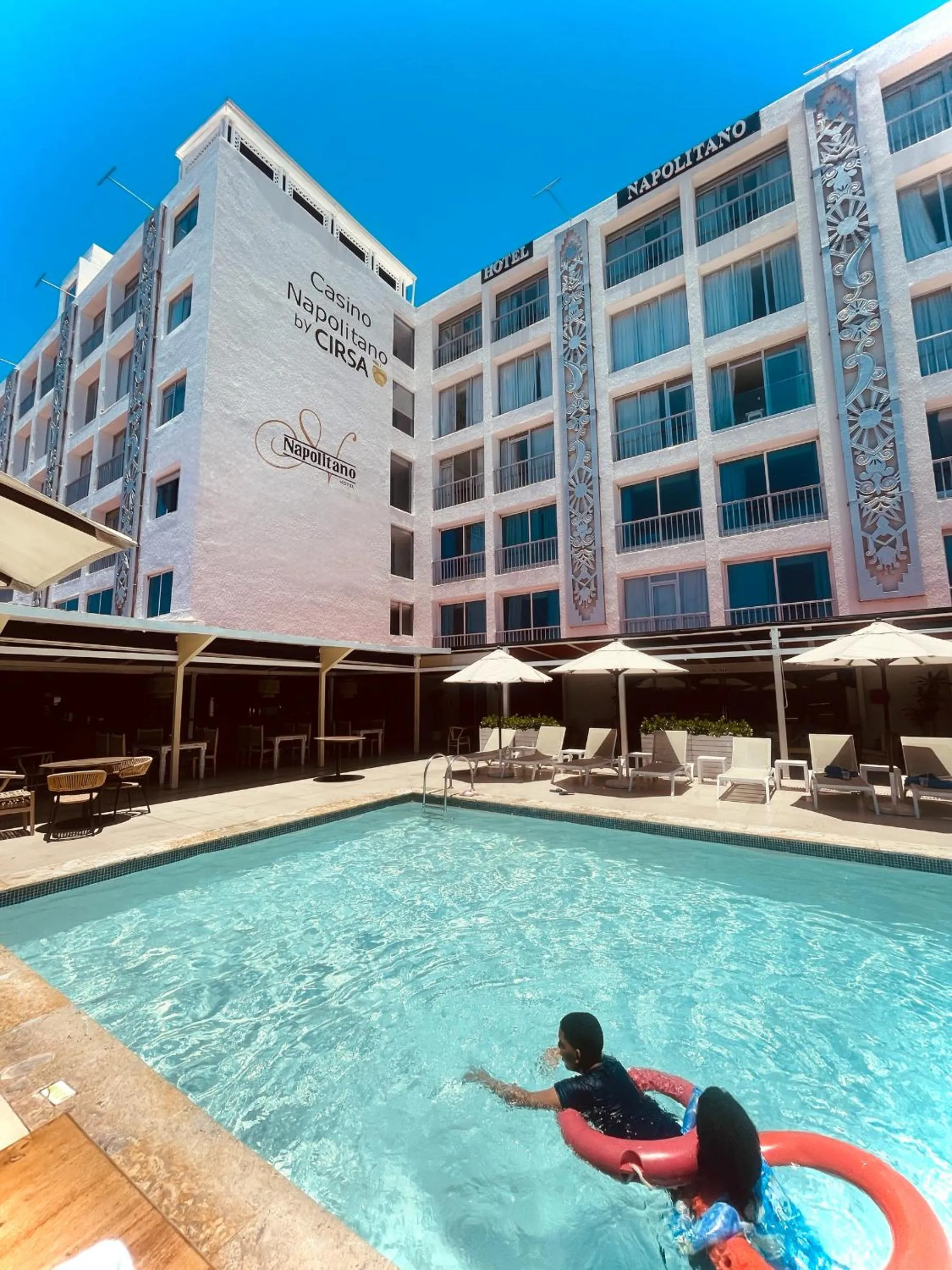 Pool view in Napolitano Hotel