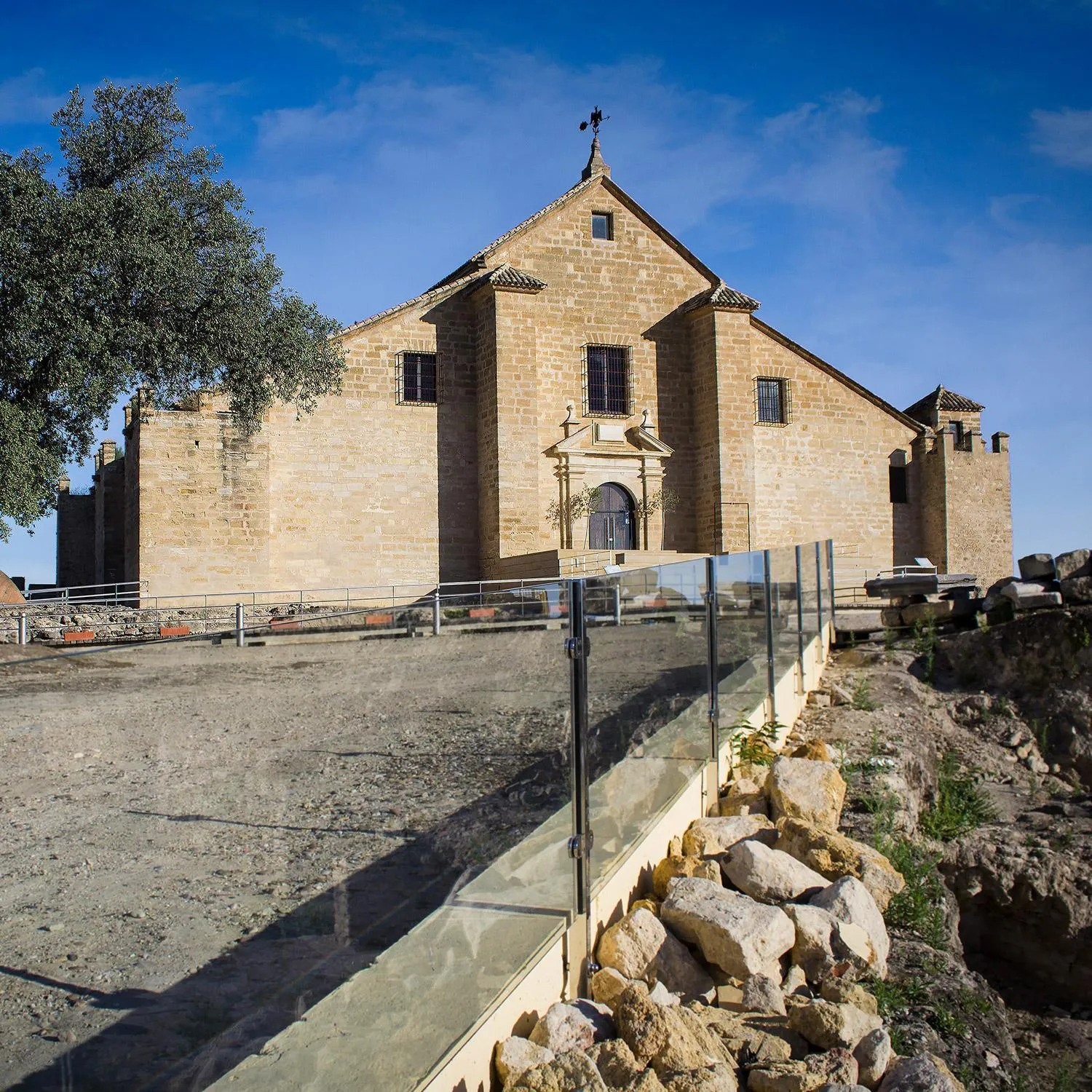 Nearby landmark in Hostal Bellido