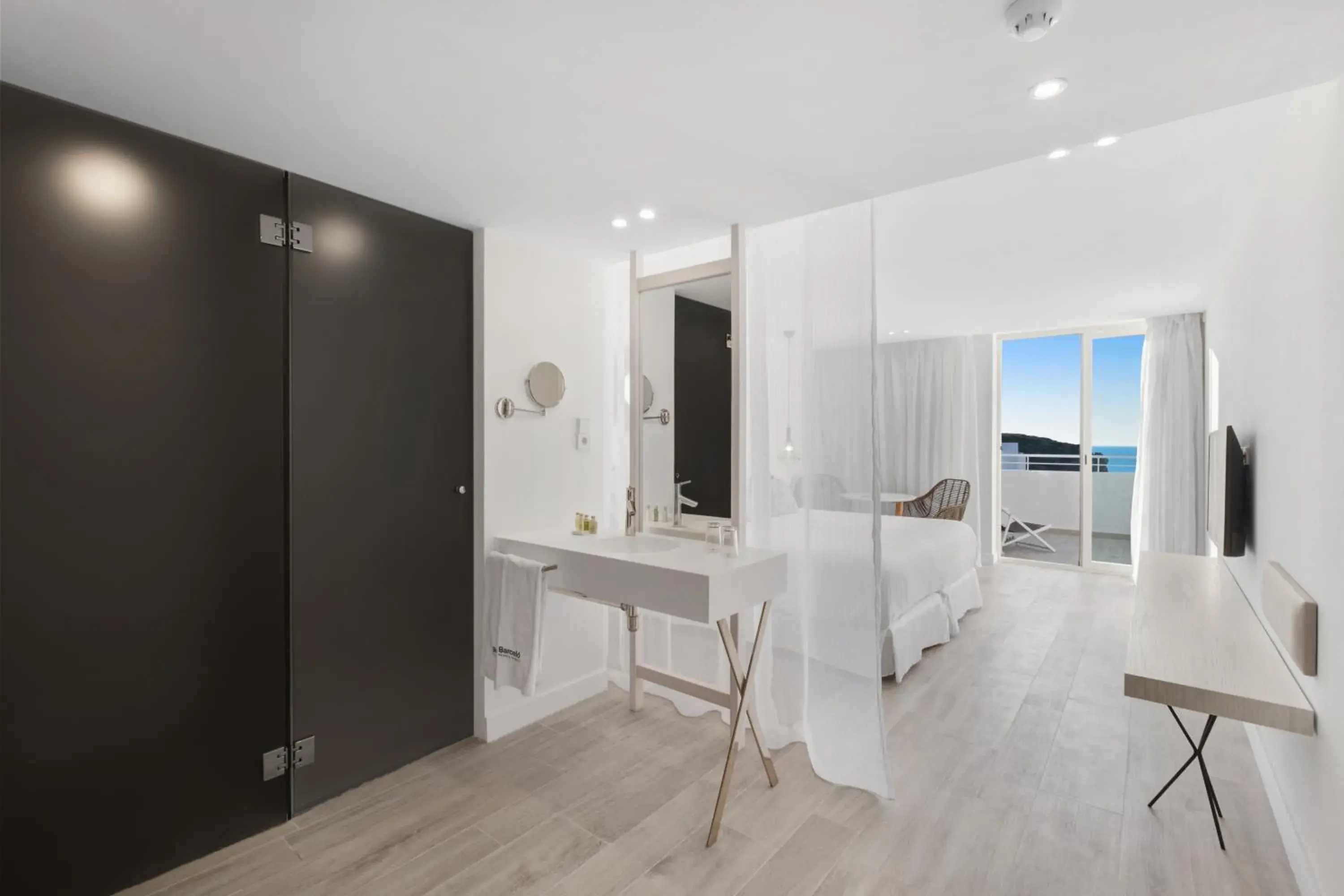 Deluxe Junior Suite with Hot Tub (3 Adults) in Barceló Portinatx - Adults Only Deluxe Junior Suite with Hot Tub (3 Adults) in Barceló Portinatx - Adults Only