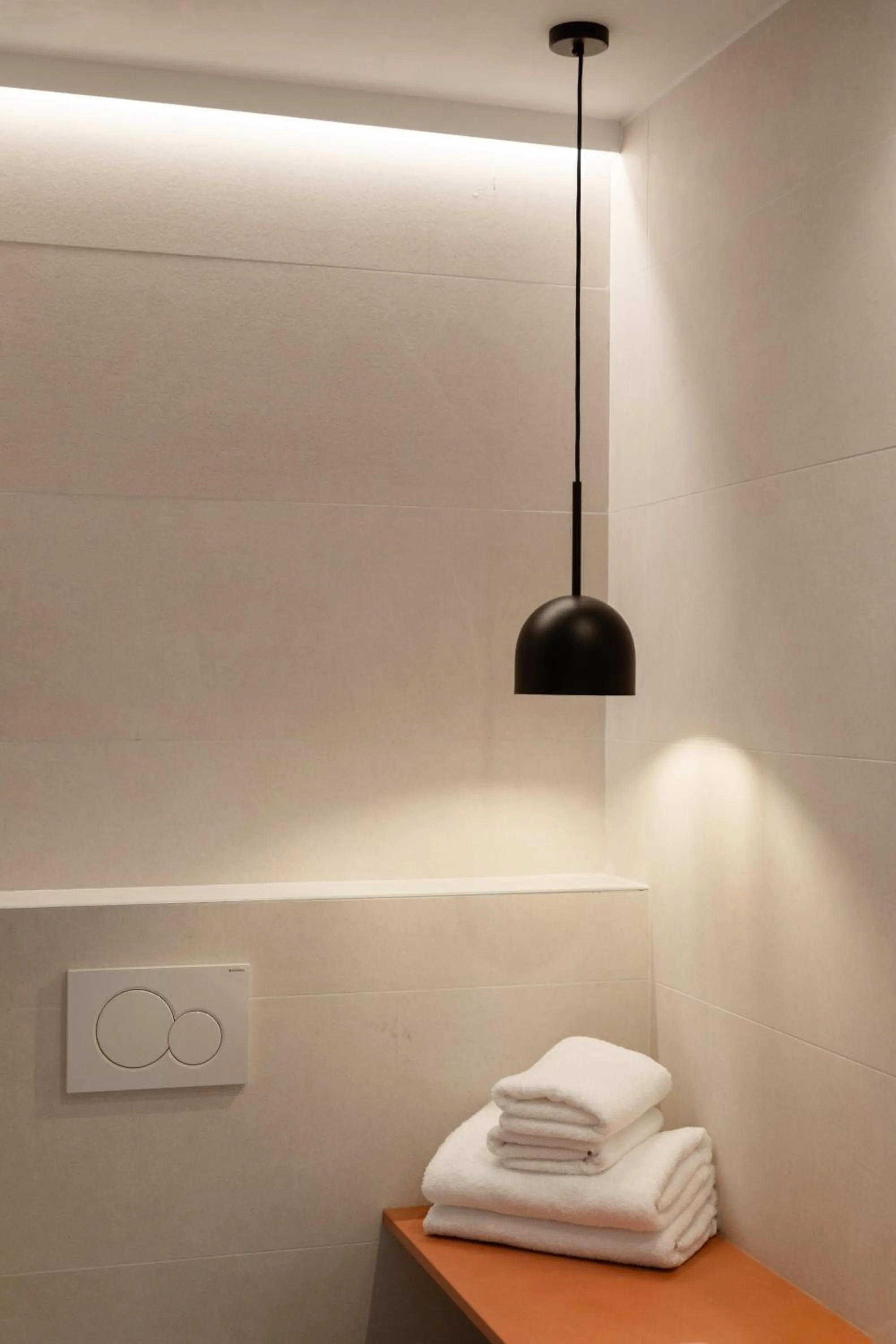 Bathroom in Hostal Marí