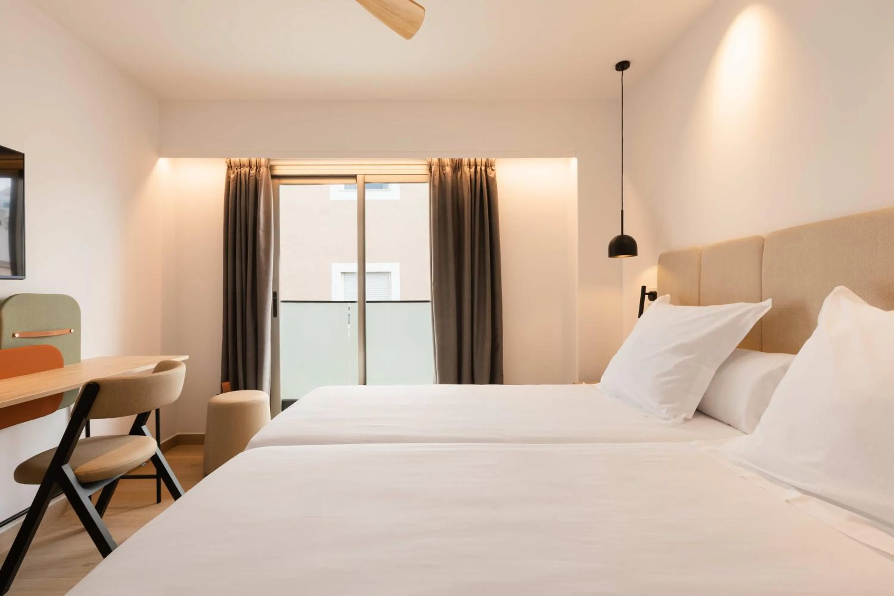 Bedroom, Bed in Hostal Marí