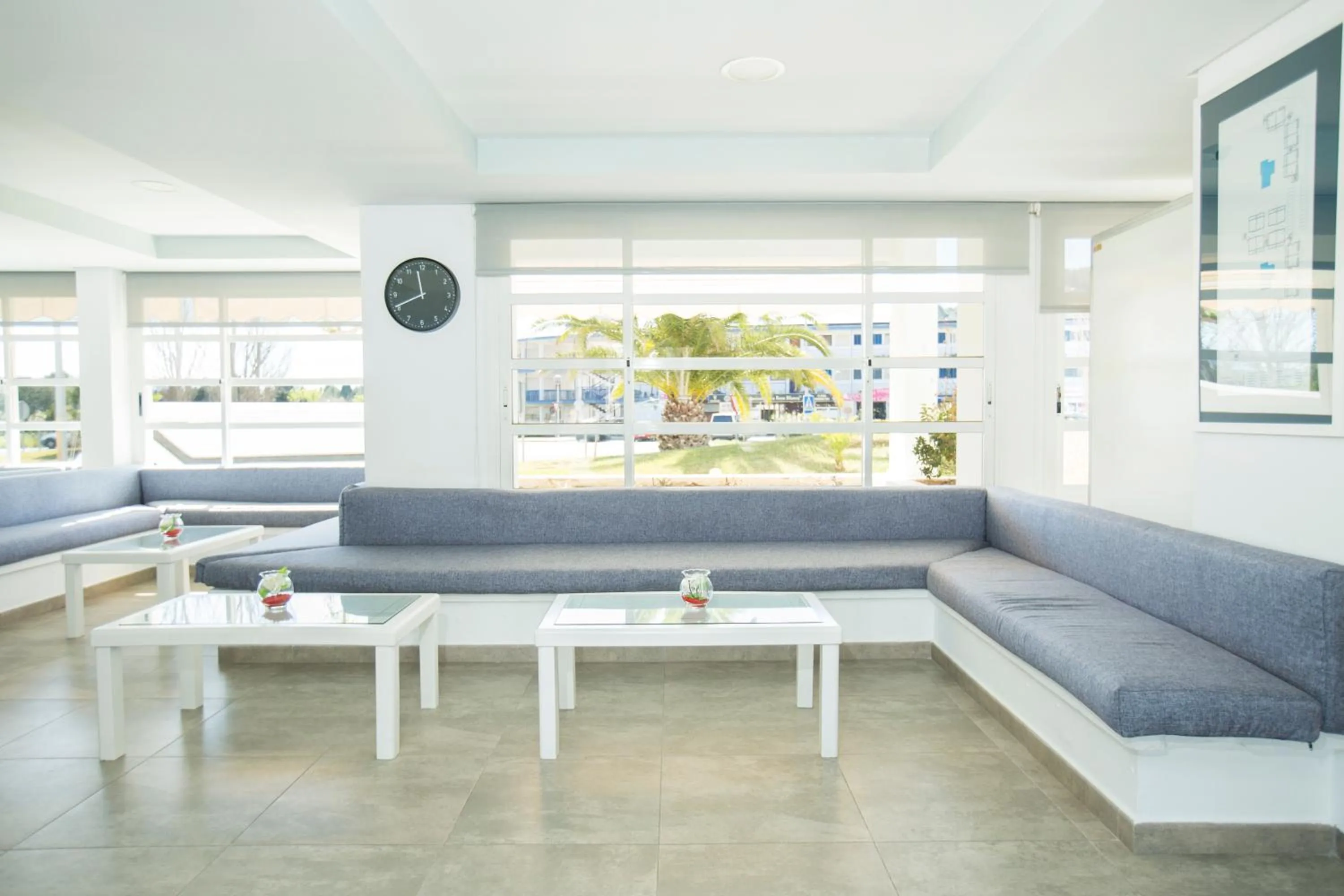 Lobby or reception in Apartamentos Habitat