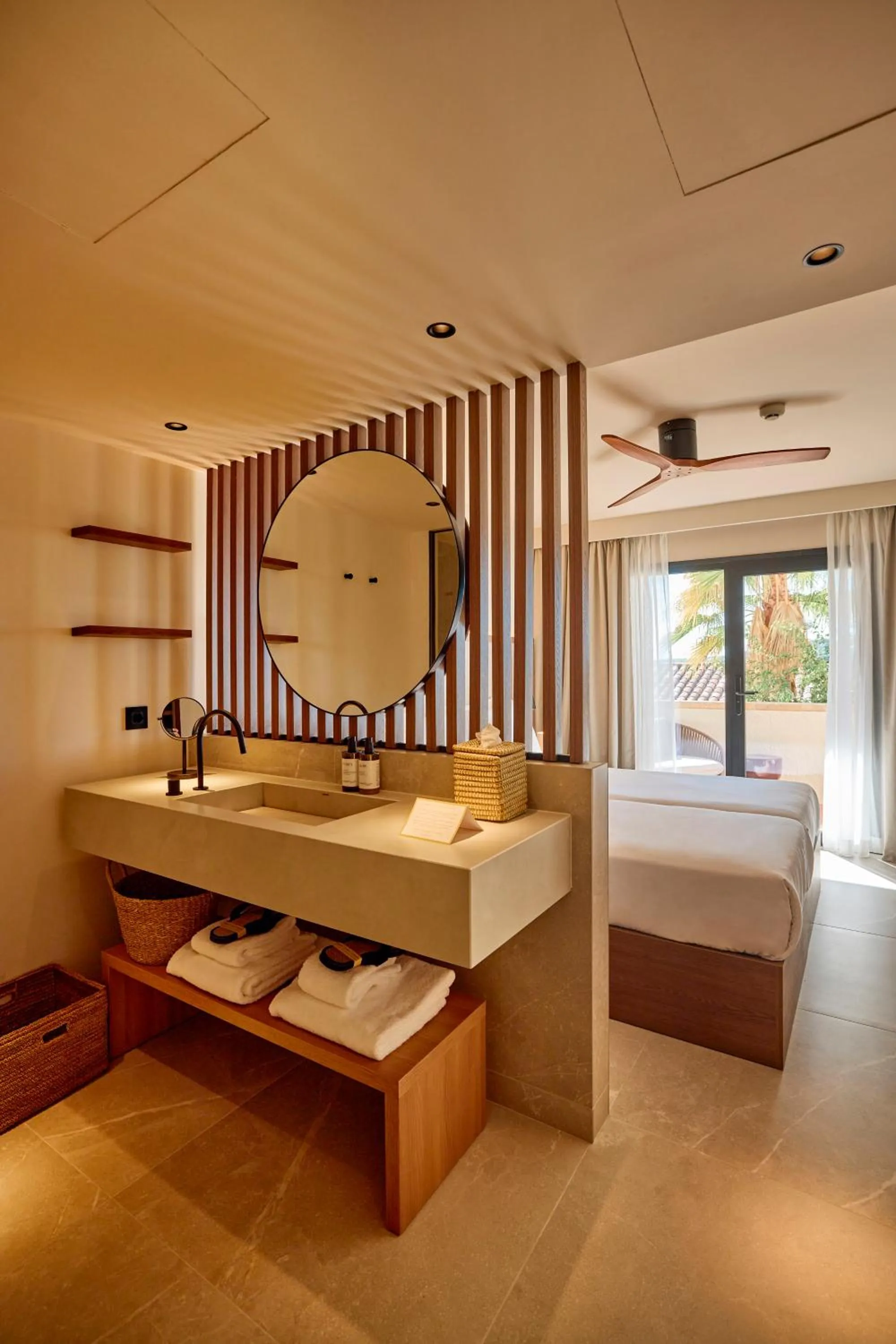 Bathroom, Bed in Purobeach Resort Santa Ponsa - New Opening