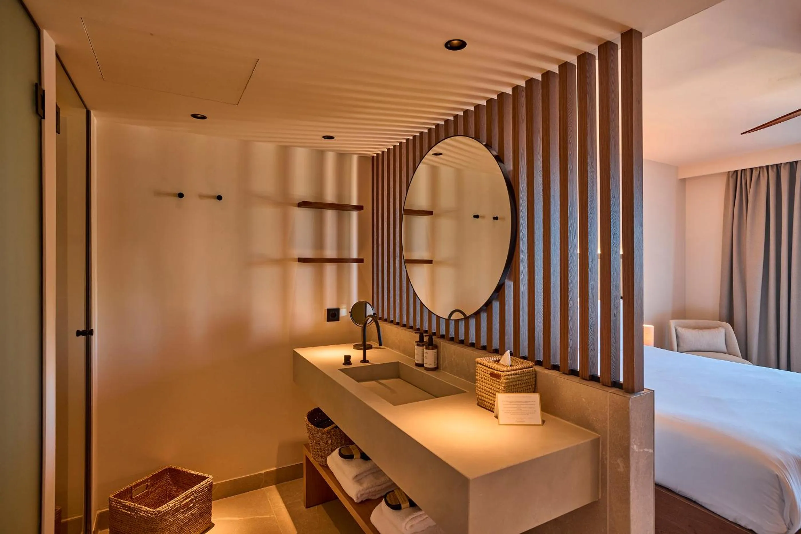 Bathroom, Bed in Purobeach Resort Santa Ponsa - New Opening