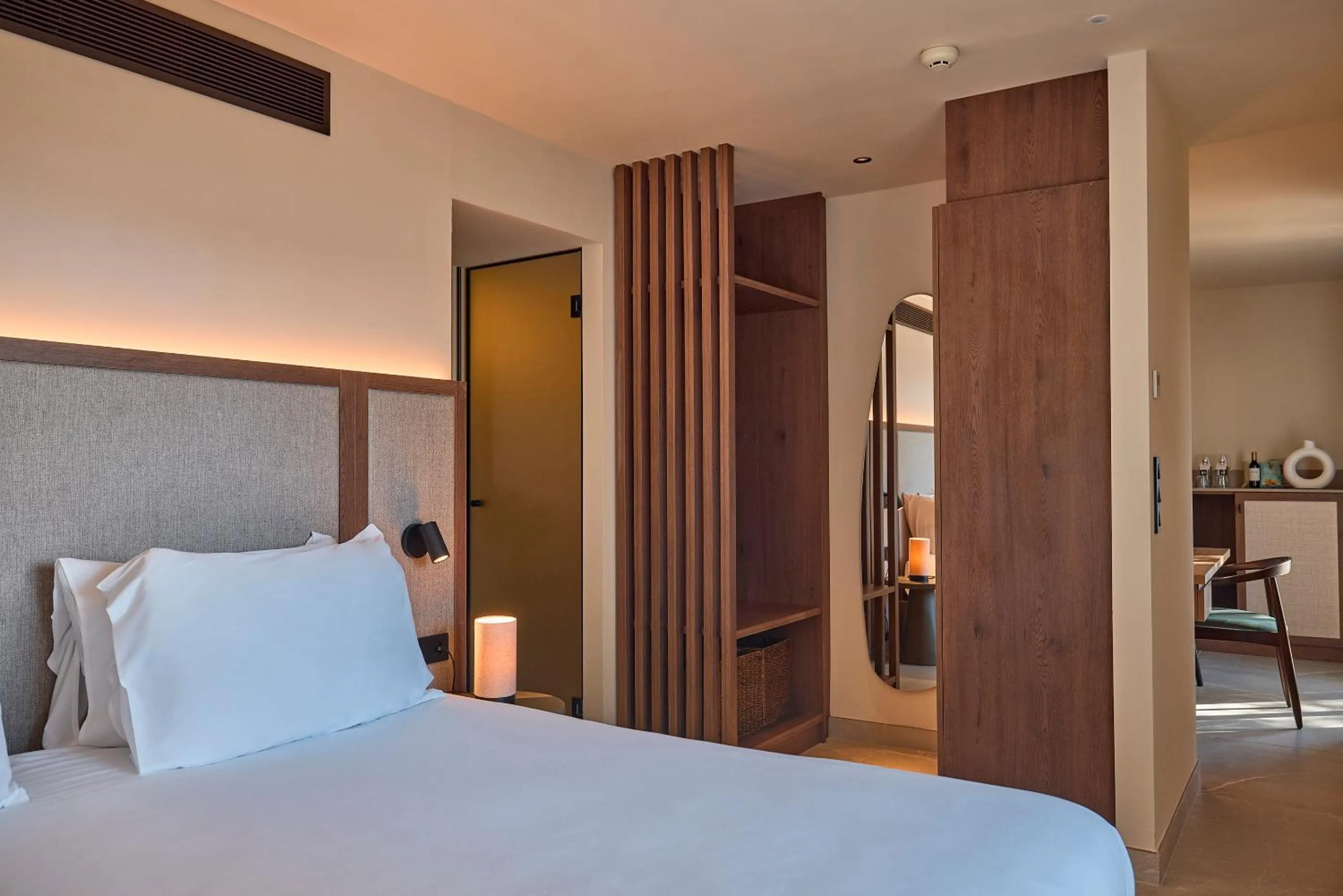 Bed in Purobeach Resort Santa Ponsa - New Opening