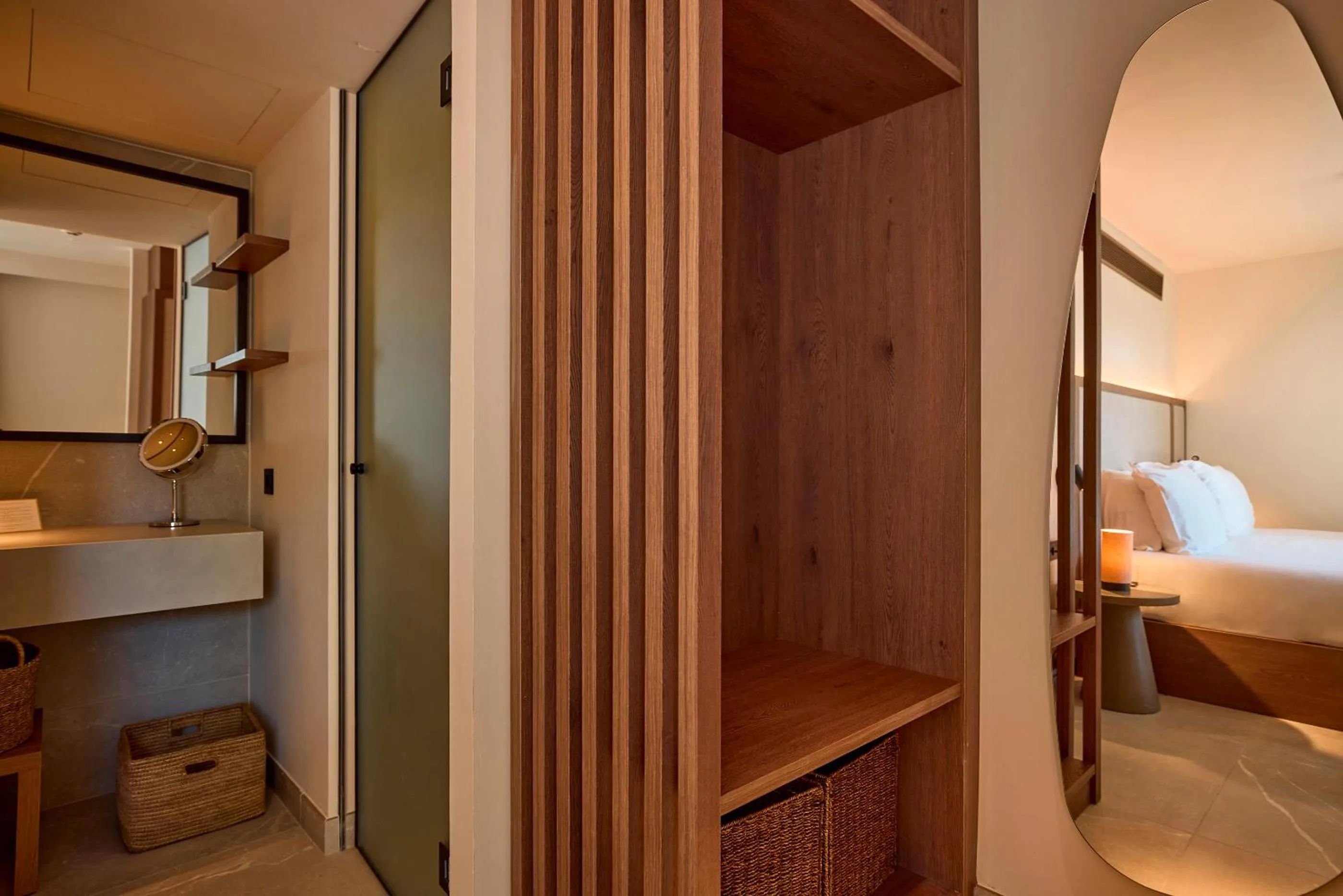 Bathroom, Bed in Purobeach Resort Santa Ponsa - New Opening