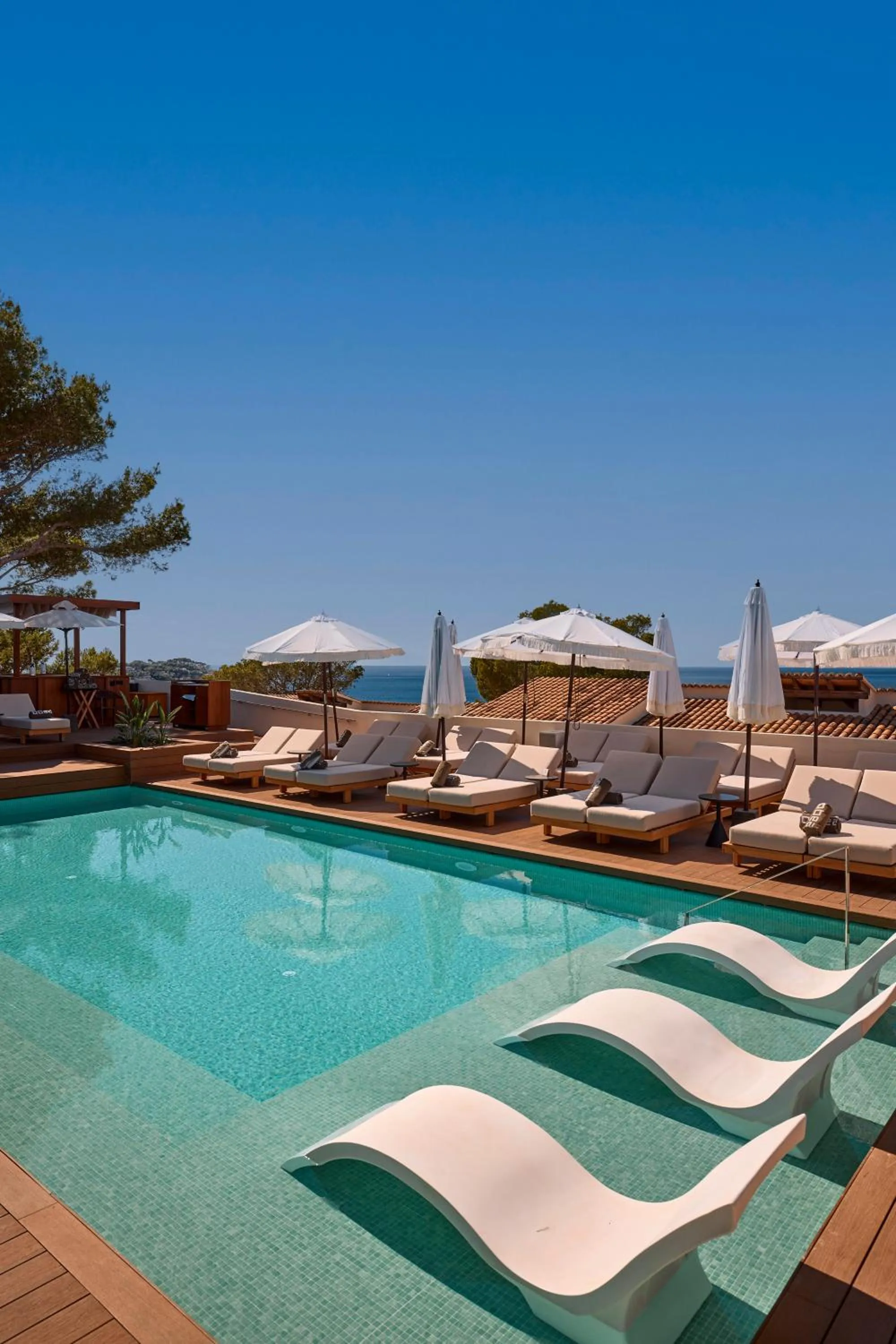 Pool view in Purobeach Resort Santa Ponsa - New Opening