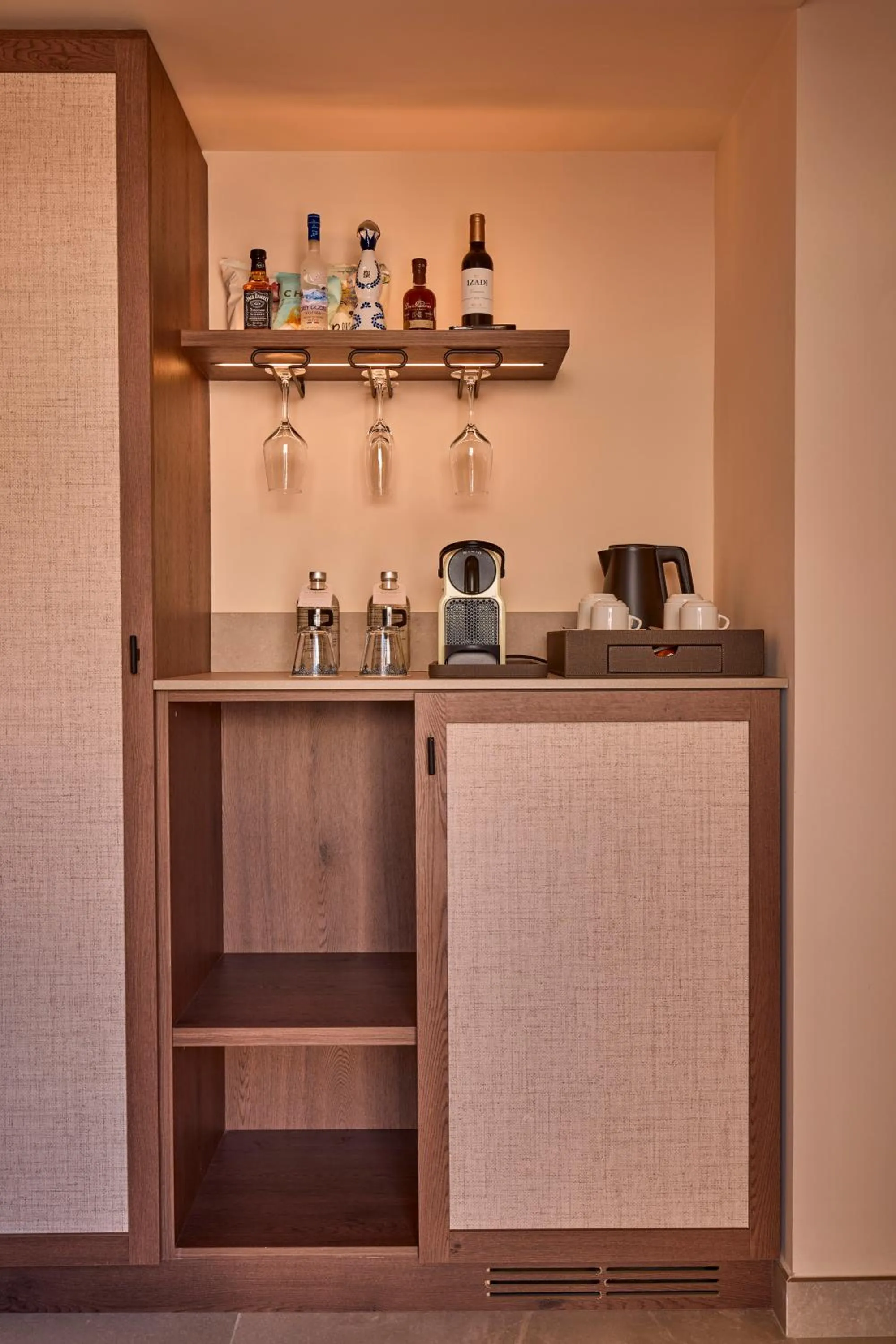 Coffee/tea facilities in Purobeach Resort Santa Ponsa - New Opening