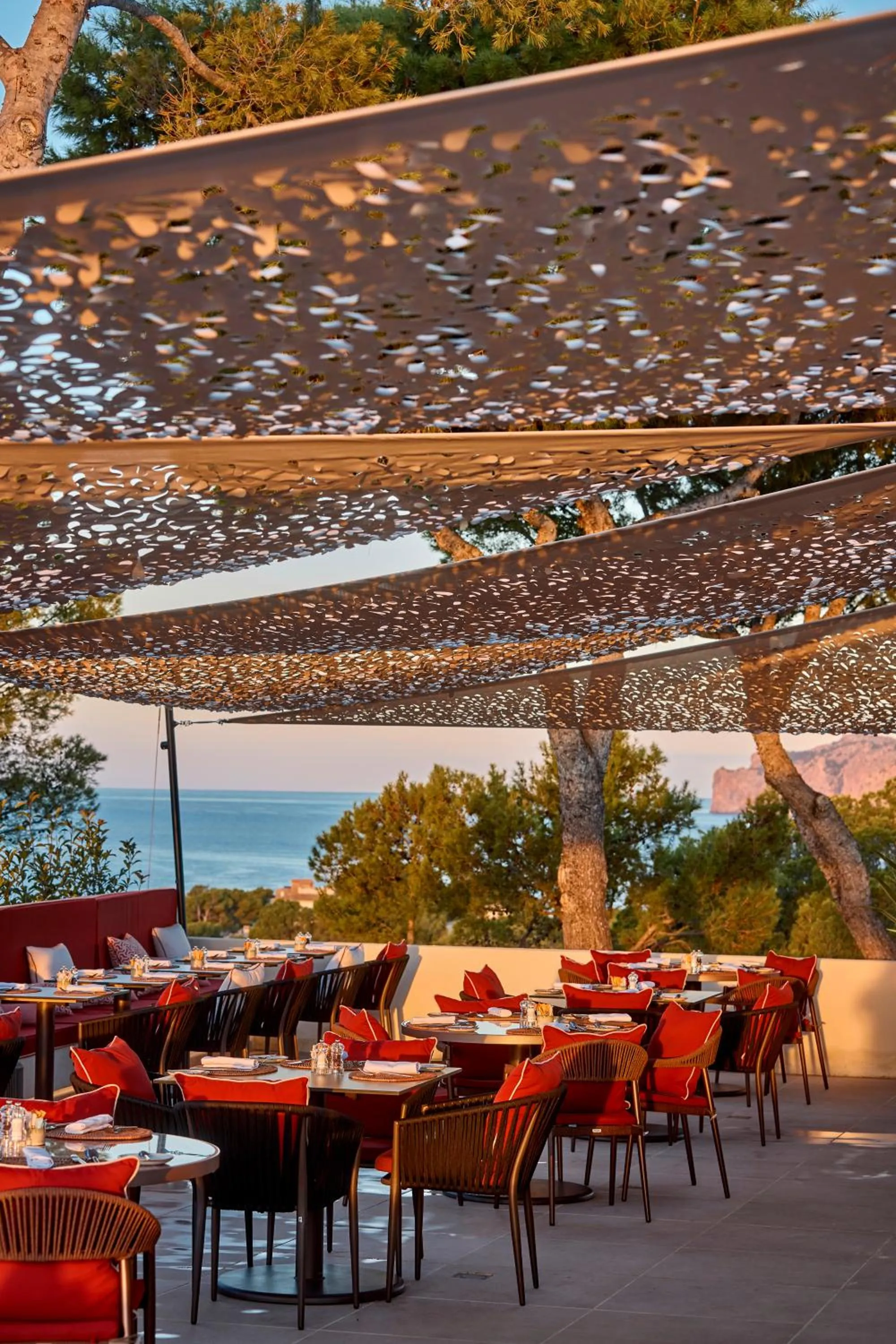 Staff in Purobeach Resort Santa Ponsa - New Opening