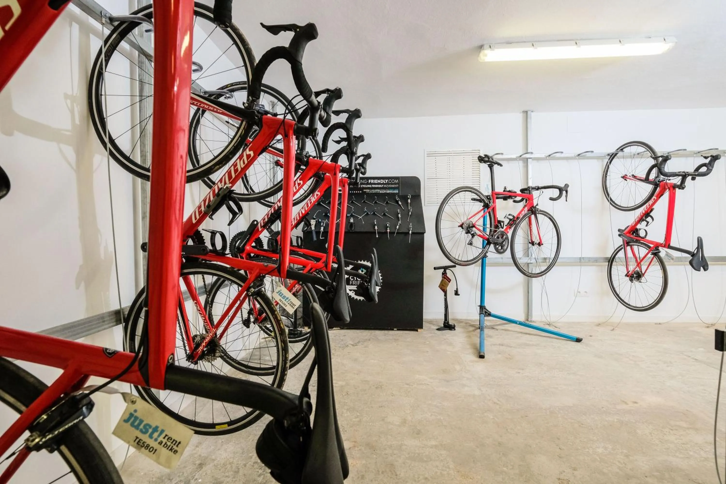 Cycling in azuLine Hotel Bahamas y Bahamas II