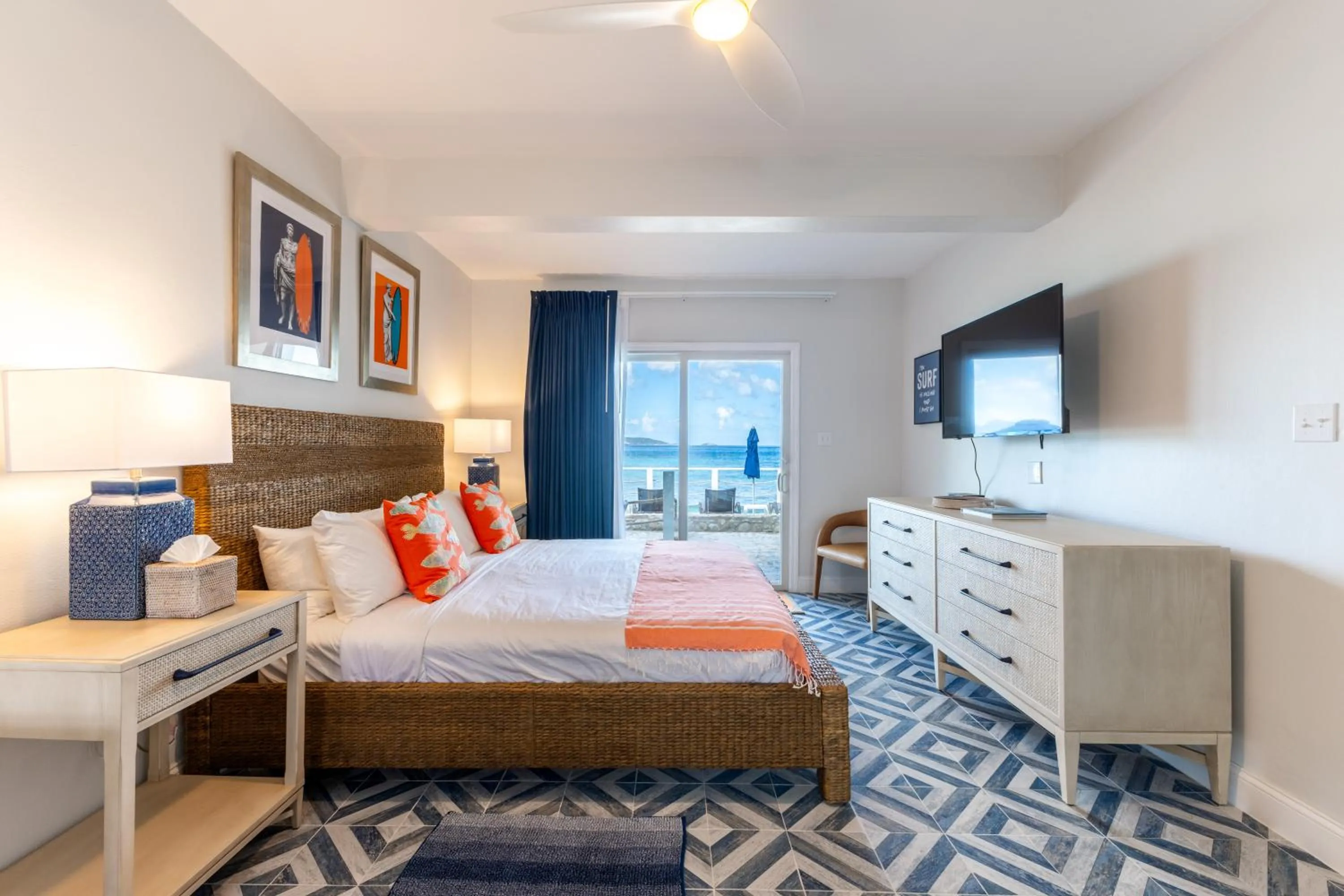 Balcony/Terrace, Bed in Sebastian's on the beach hotel