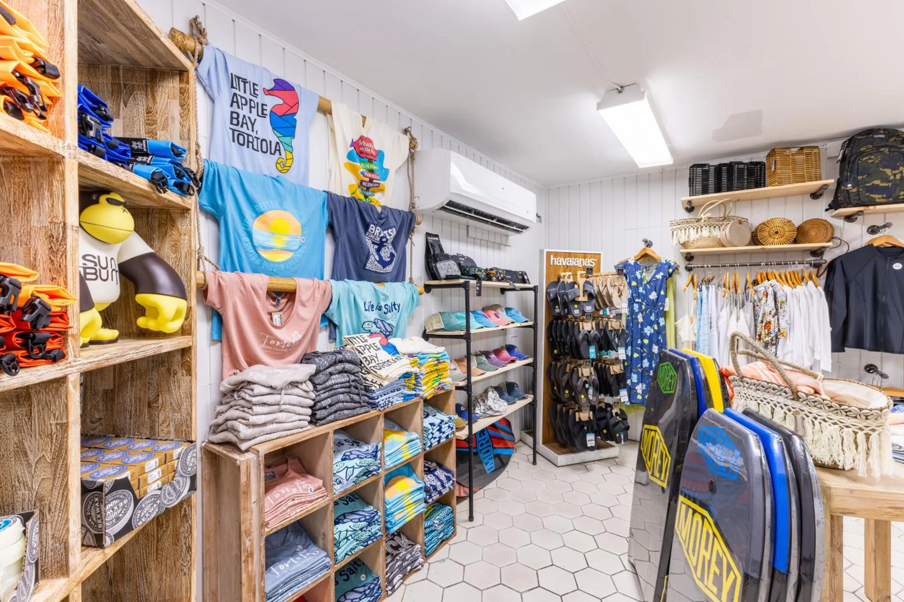 On-site shops in Sebastian's on the beach hotel