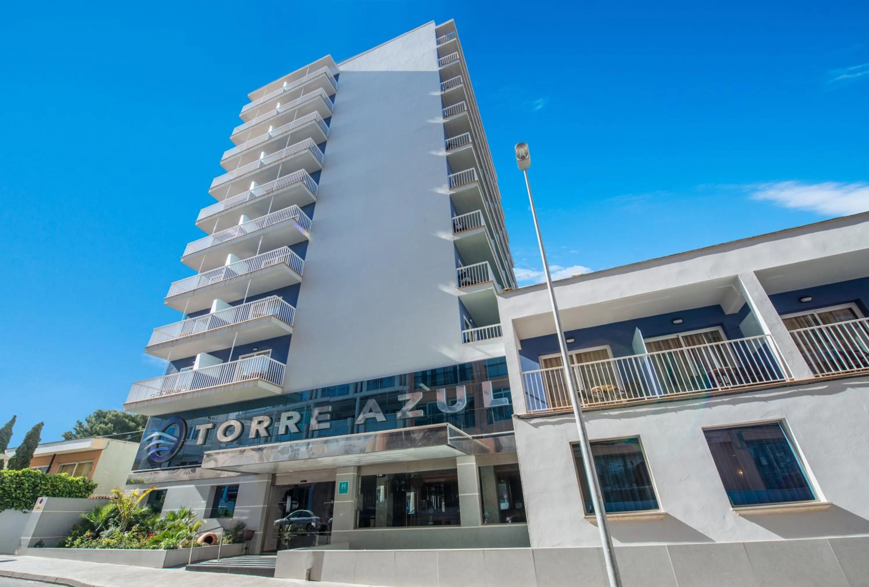 Property building in Hotel Torre Azul & Spa - Adults Only