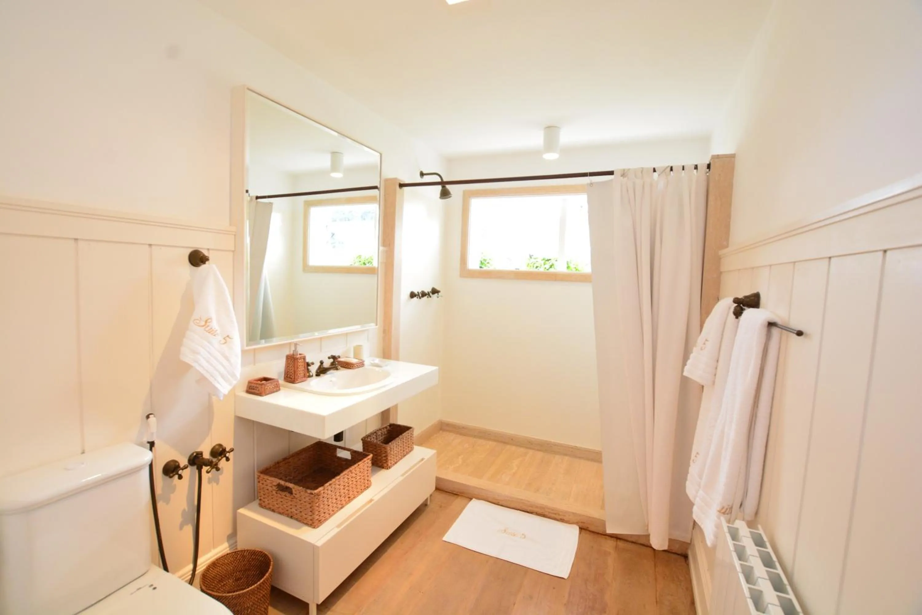 Shower in Roots Resort
