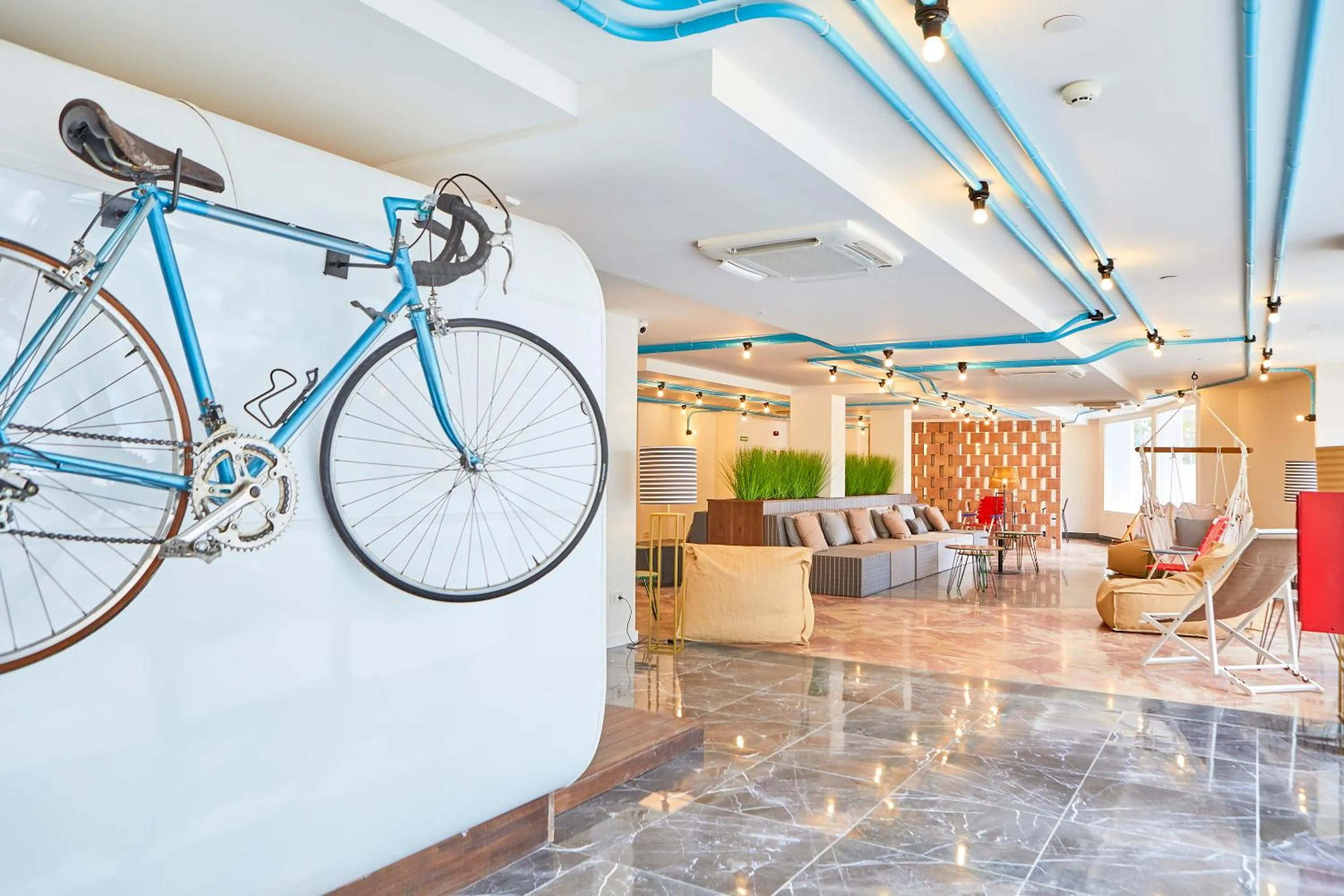 Area and facilities in tent Playa de Palma