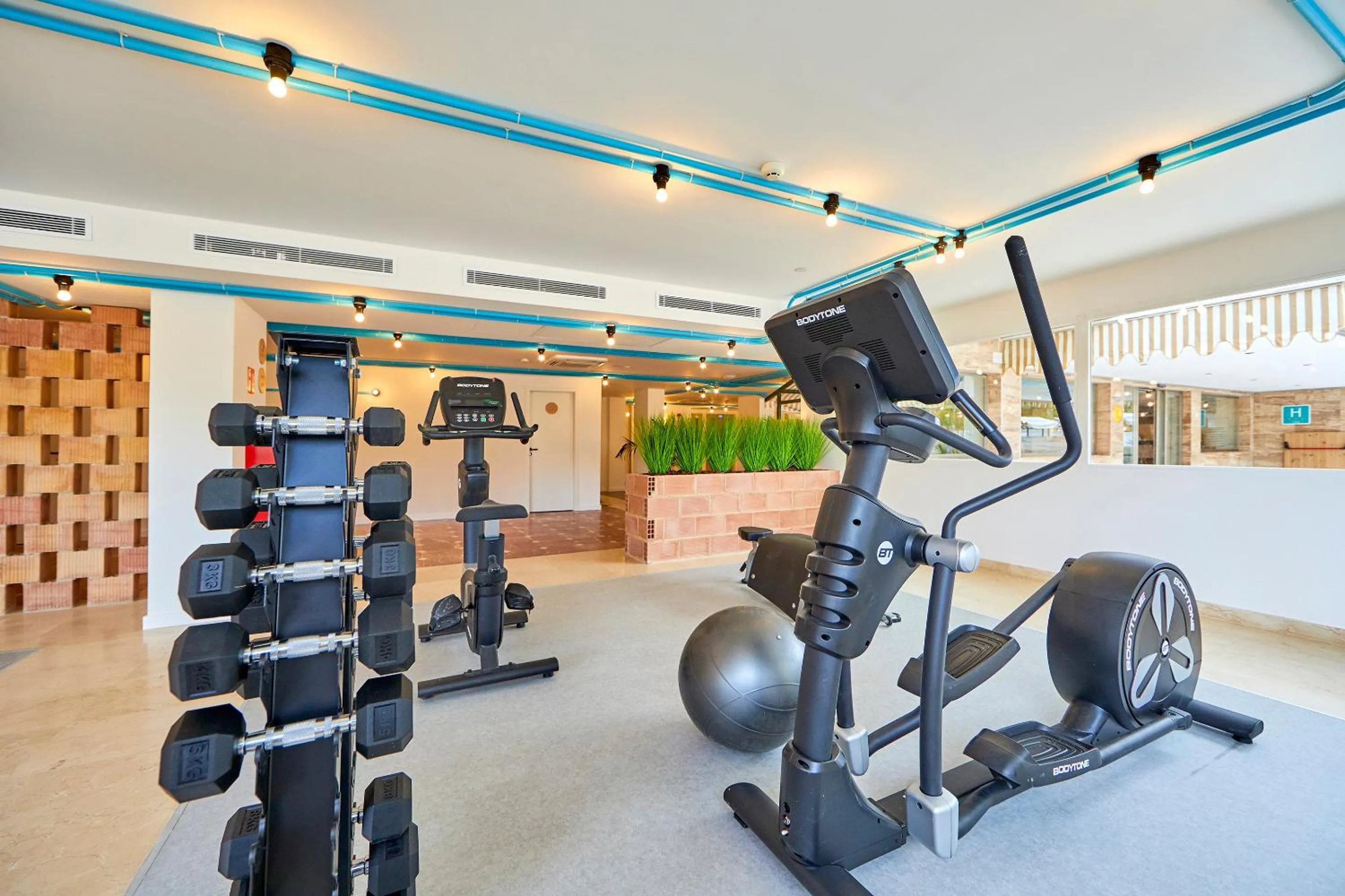 Fitness centre/facilities in tent Playa de Palma