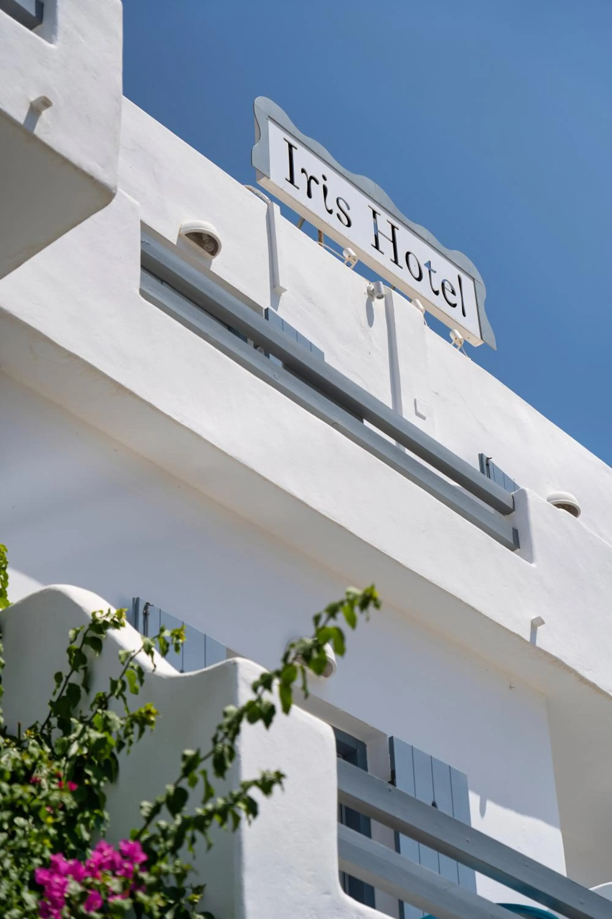 Property building in Hotel Iris