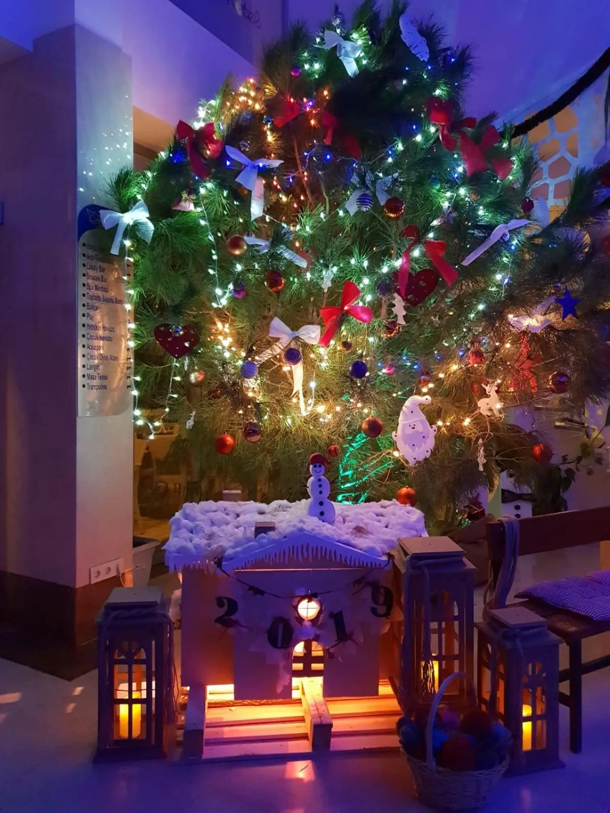 Entertainment in Marpessa Blue Beach Resort & SPA Hotel